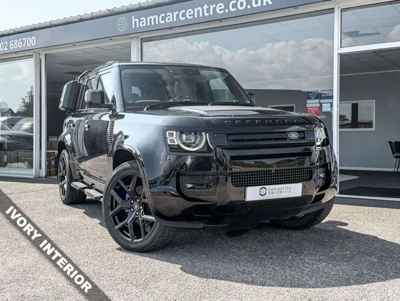 A 2022 LAND ROVER DEFENDER 110 3.0 D250 MHEV XS Edition SUV 5dr Diesel Auto 4WD Euro 6 (s/s) (250 ps) FULL A 2022 LAND ROVER DEFENDER 110 3.0 D250 MHEV XS Edition SUV 5dr Diesel Auto 4WD Euro 6 (s/s) (250 ps) FULL