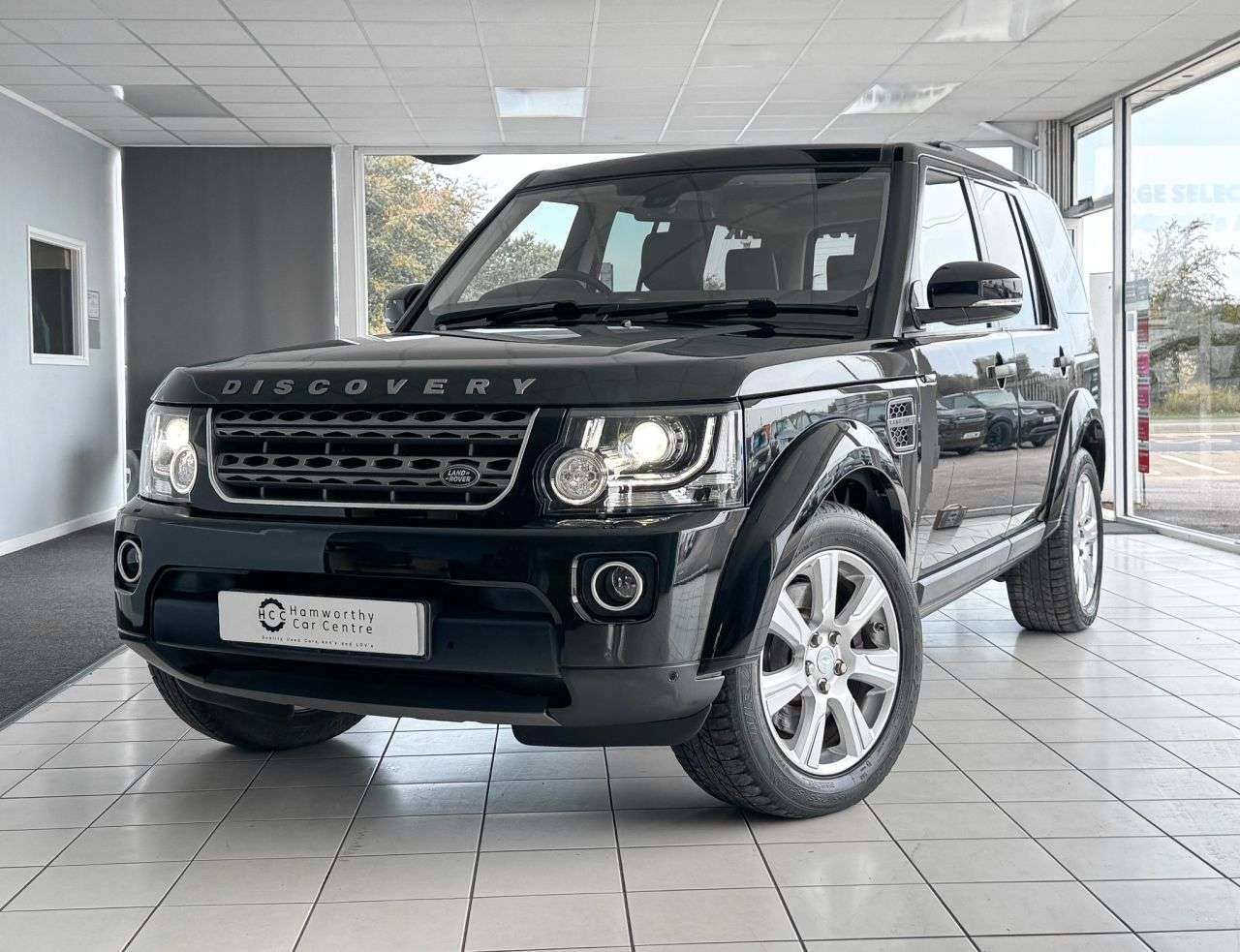 A 2016 LAND ROVER DISCOVERY 4 3.0 SD V6 SE SUV 5dr Diesel Auto 4WD Euro 6 (s/s) (306 ps) MERIDIAN SOUND+F A 2016 LAND ROVER DISCOVERY 4 3.0 SD V6 SE SUV 5dr Diesel Auto 4WD Euro 6 (s/s) (306 ps) MERIDIAN SOUND+F