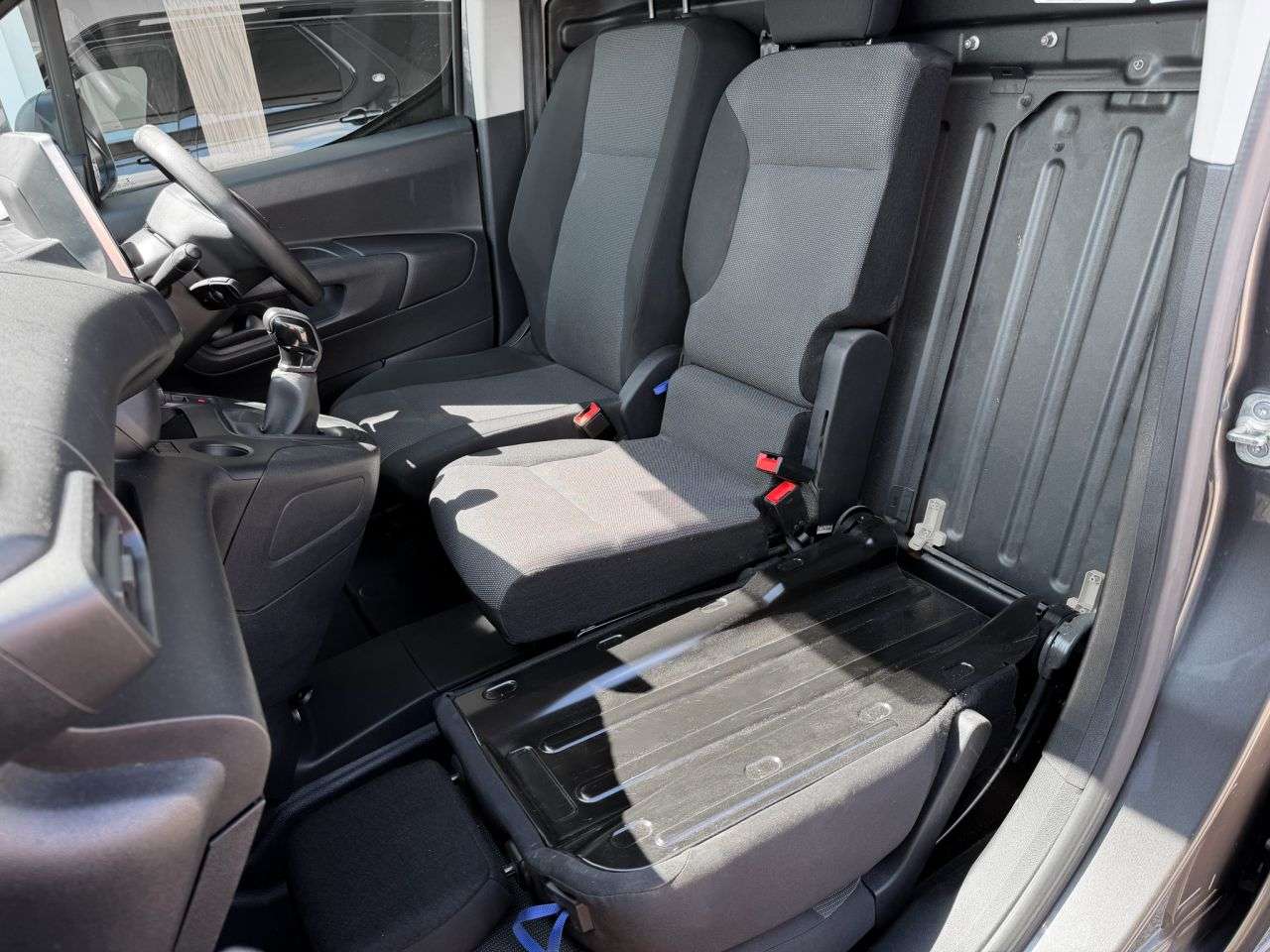 2021 PEUGEOT PARTNER 2021 PEUGEOT PARTNER