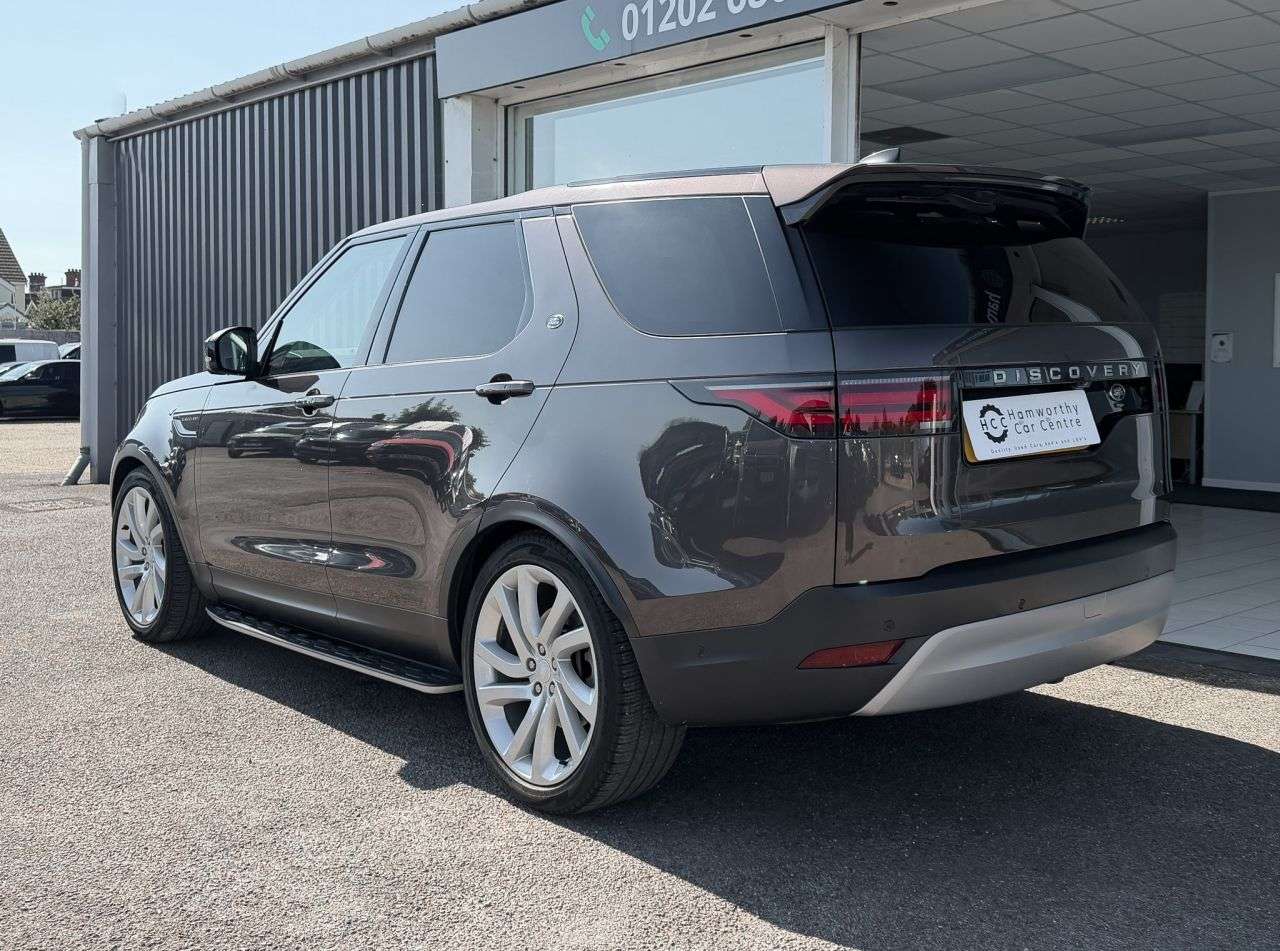 A 2021 LAND ROVER DISCOVERY 3.0 D300 MHEV HSE SUV 5dr Diesel Auto 4WD Euro 6 (s/s) (300 ps) 5 SEAT CONV A 2021 LAND ROVER DISCOVERY 3.0 D300 MHEV HSE SUV 5dr Diesel Auto 4WD Euro 6 (s/s) (300 ps) 5 SEAT CONV