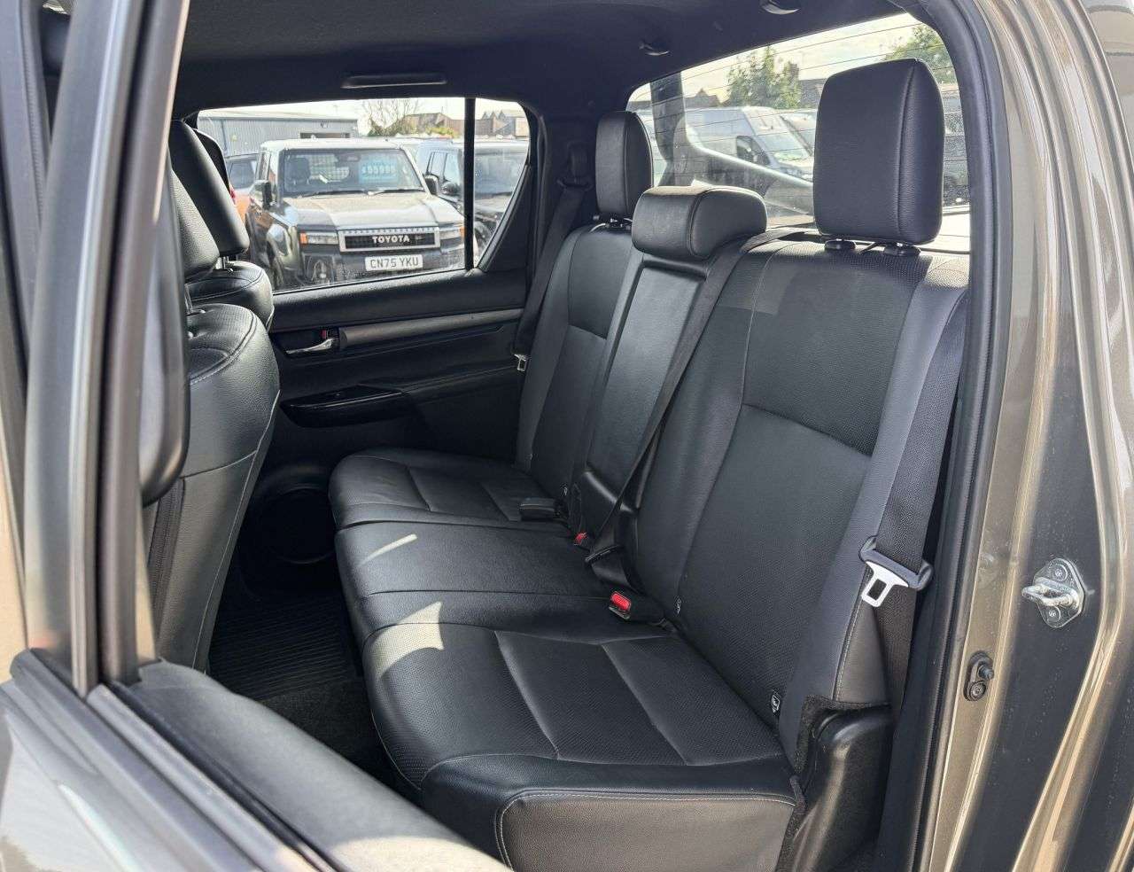 2023 TOYOTA HILUX 2023 TOYOTA HILUX