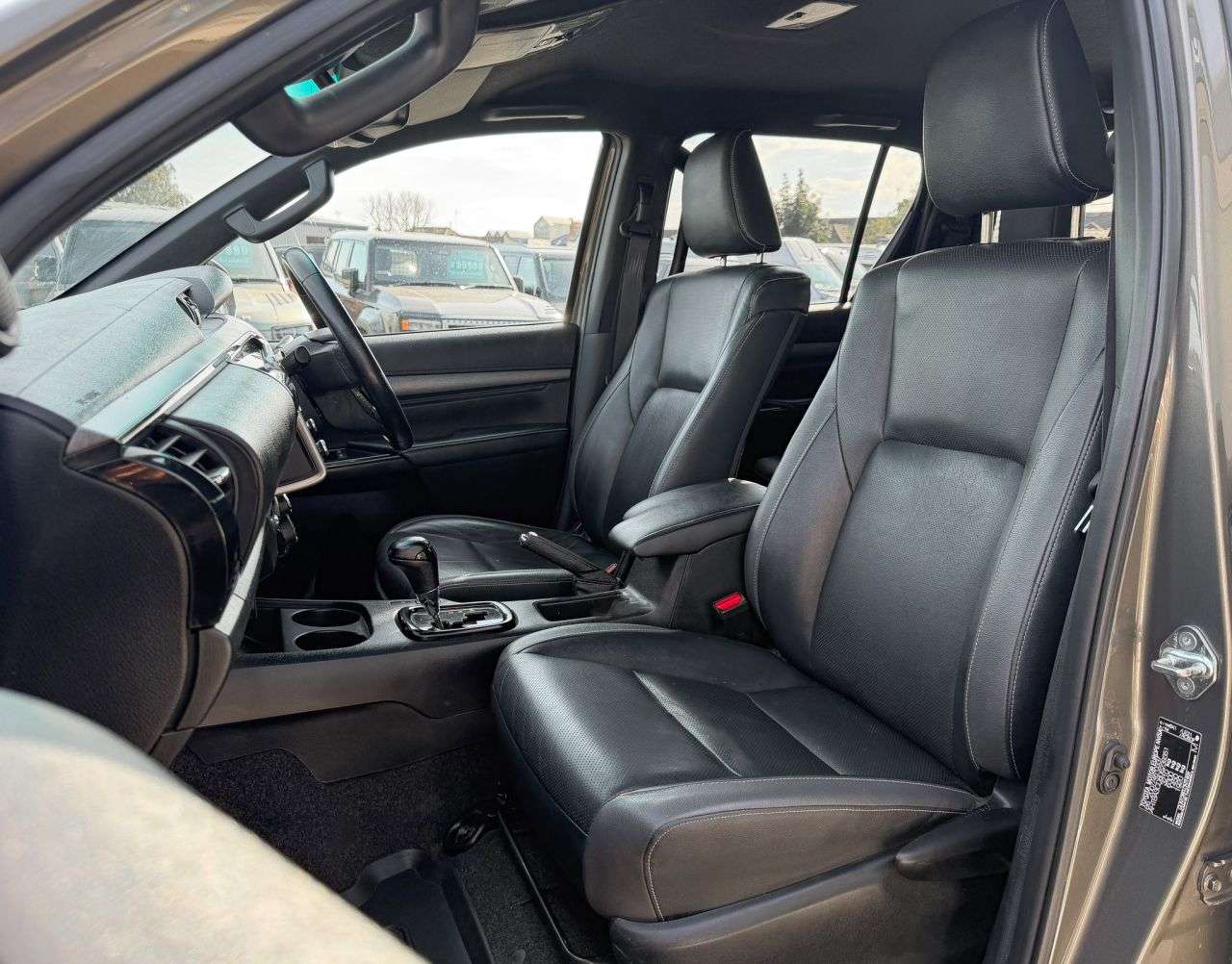 2023 TOYOTA HILUX 2023 TOYOTA HILUX