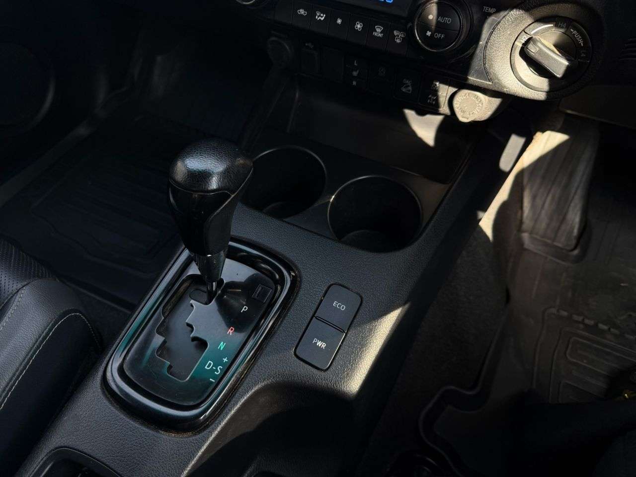 2023 TOYOTA HILUX 2023 TOYOTA HILUX