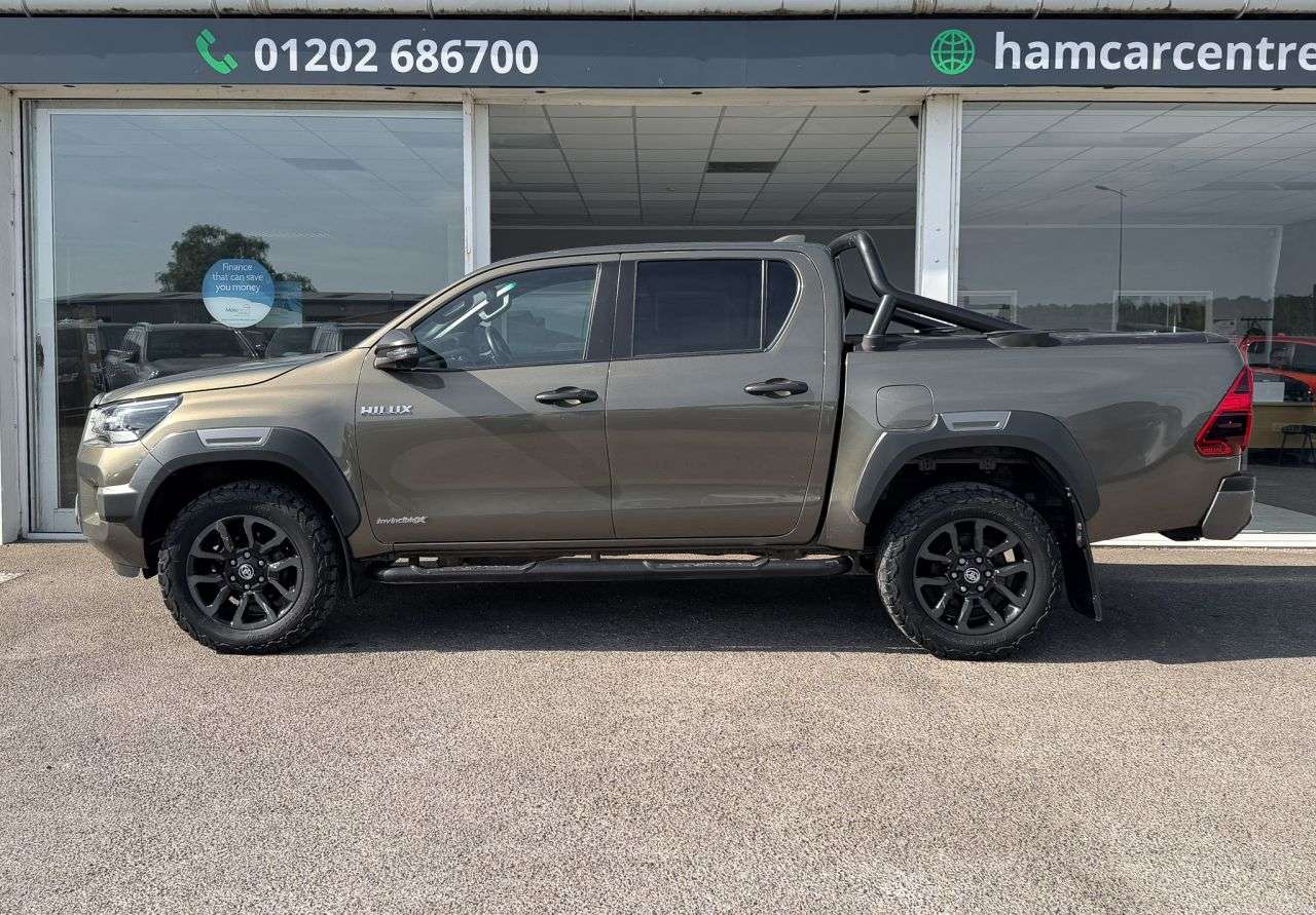 2023 TOYOTA HILUX 2023 TOYOTA HILUX