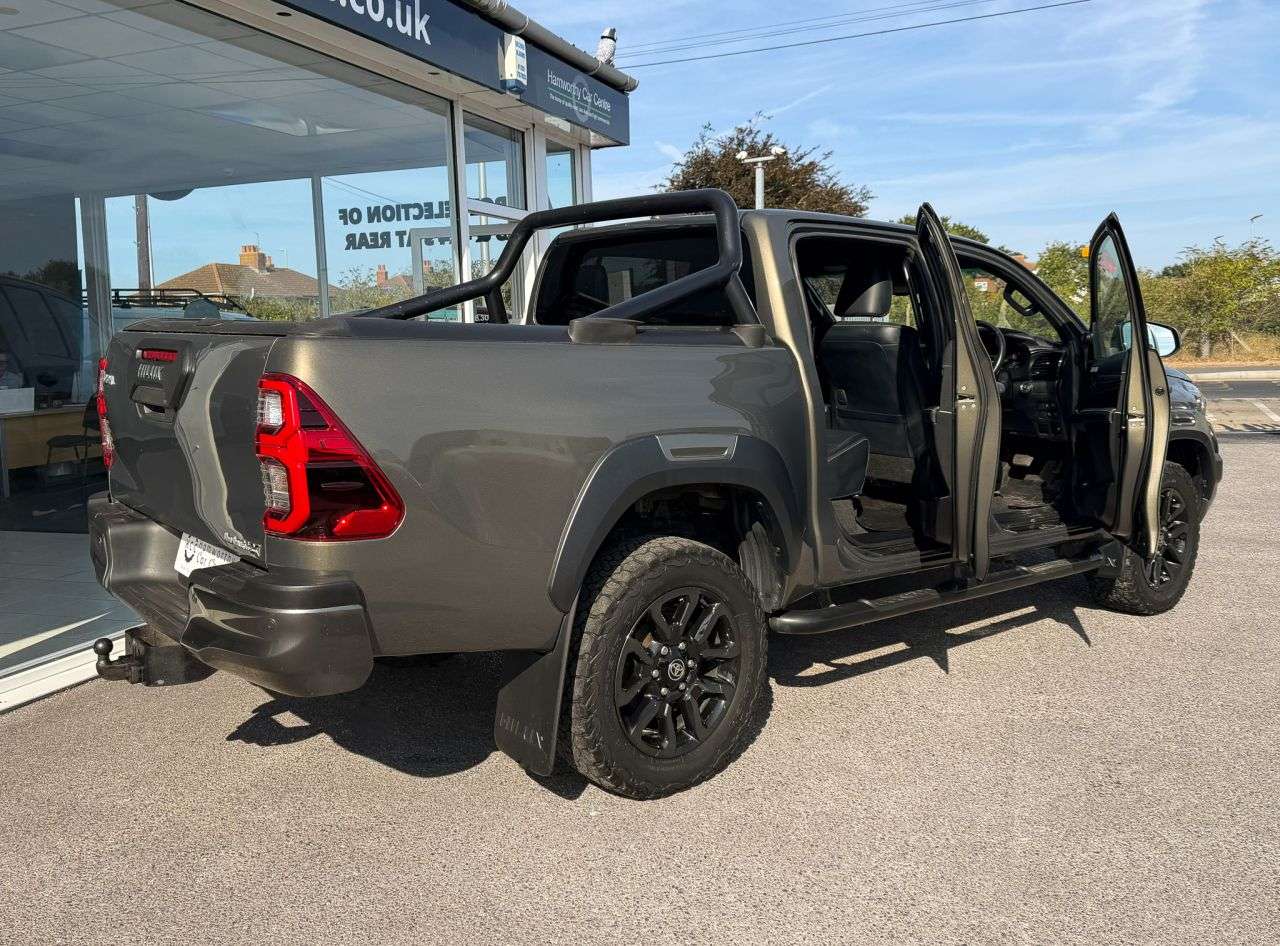 2023 TOYOTA HILUX 2023 TOYOTA HILUX
