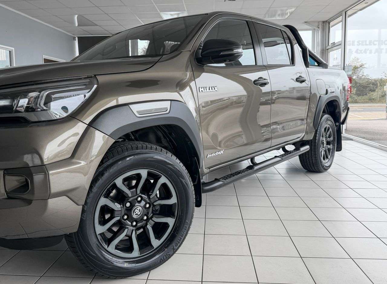 2023 TOYOTA HILUX 2023 TOYOTA HILUX