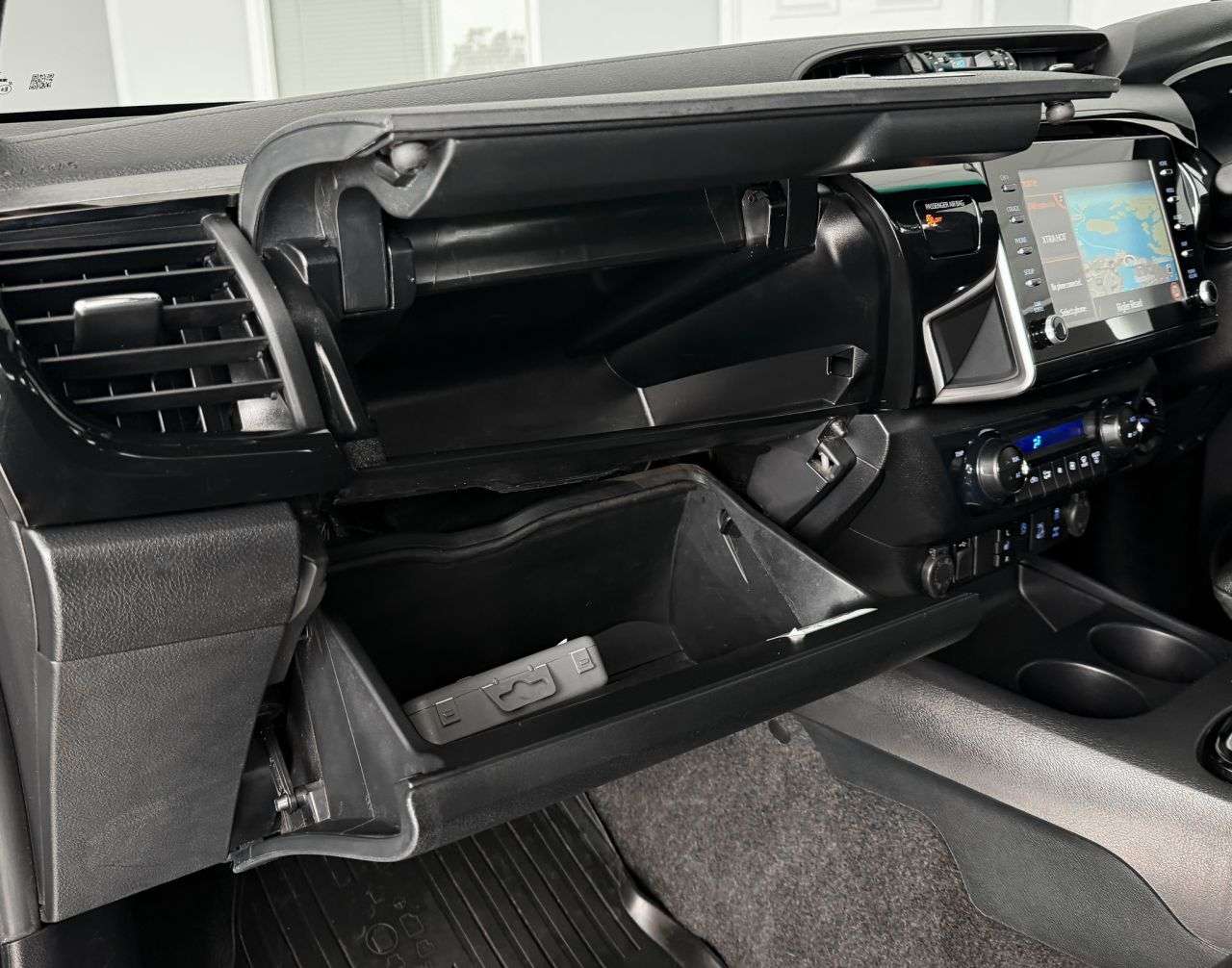2023 TOYOTA HILUX 2023 TOYOTA HILUX