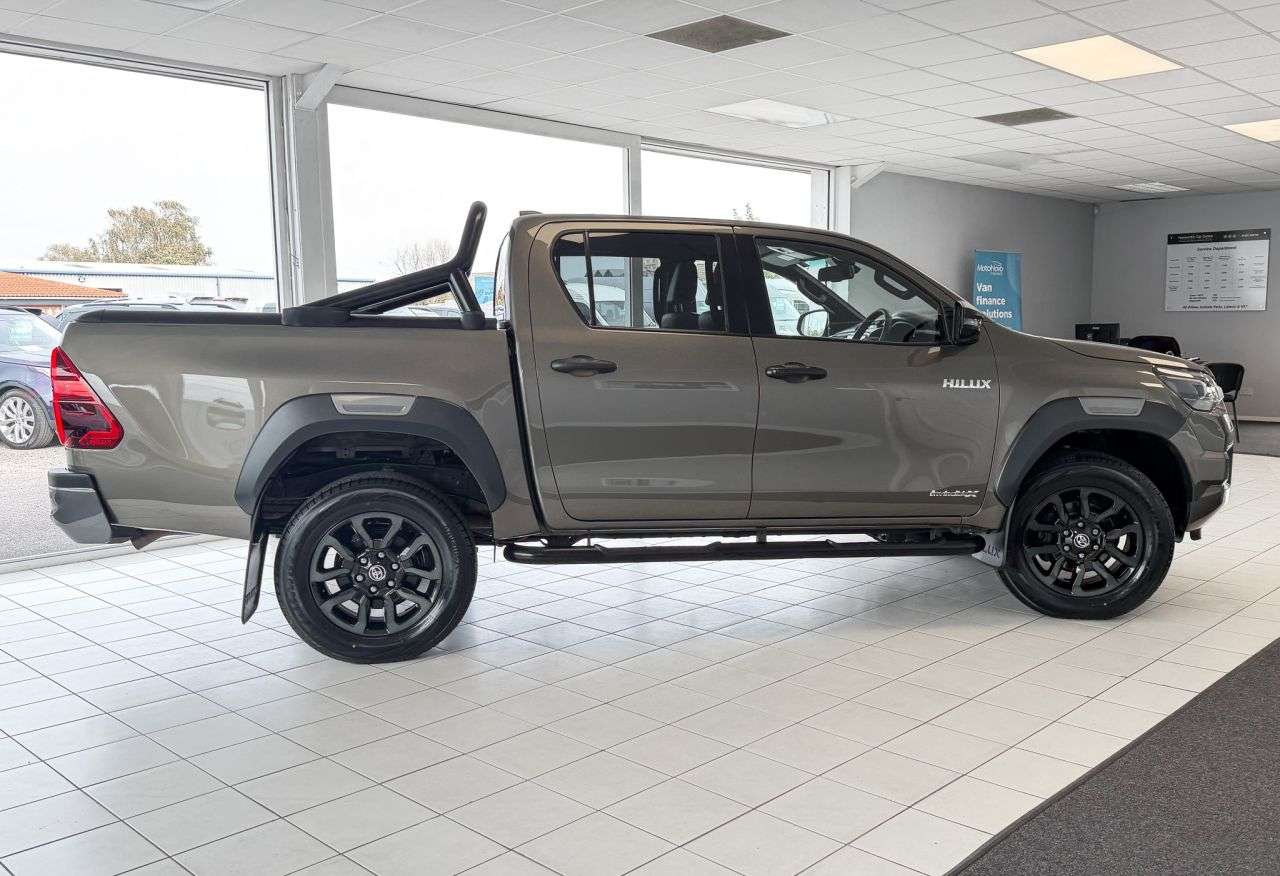 2023 TOYOTA HILUX 2023 TOYOTA HILUX