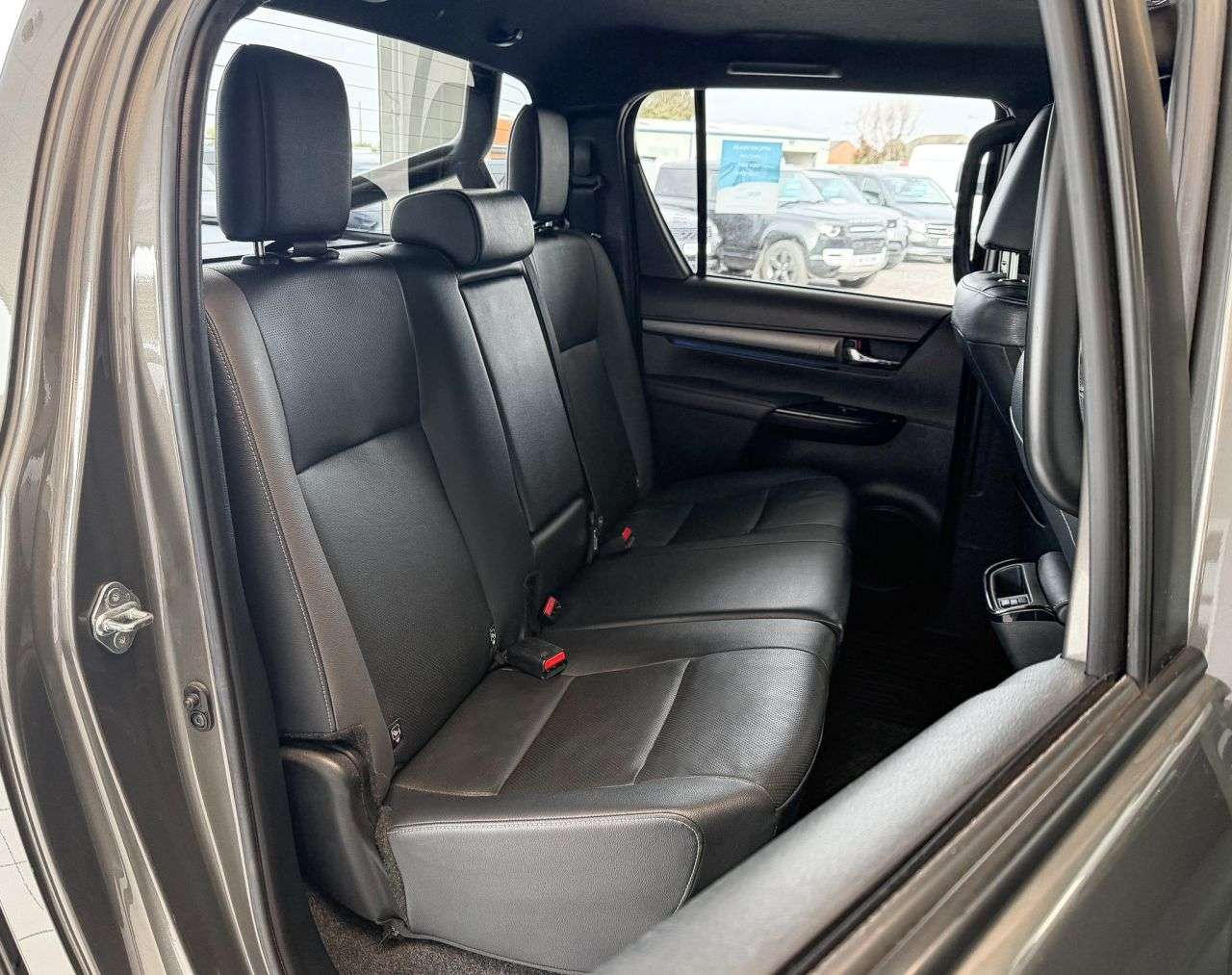 2023 TOYOTA HILUX 2023 TOYOTA HILUX