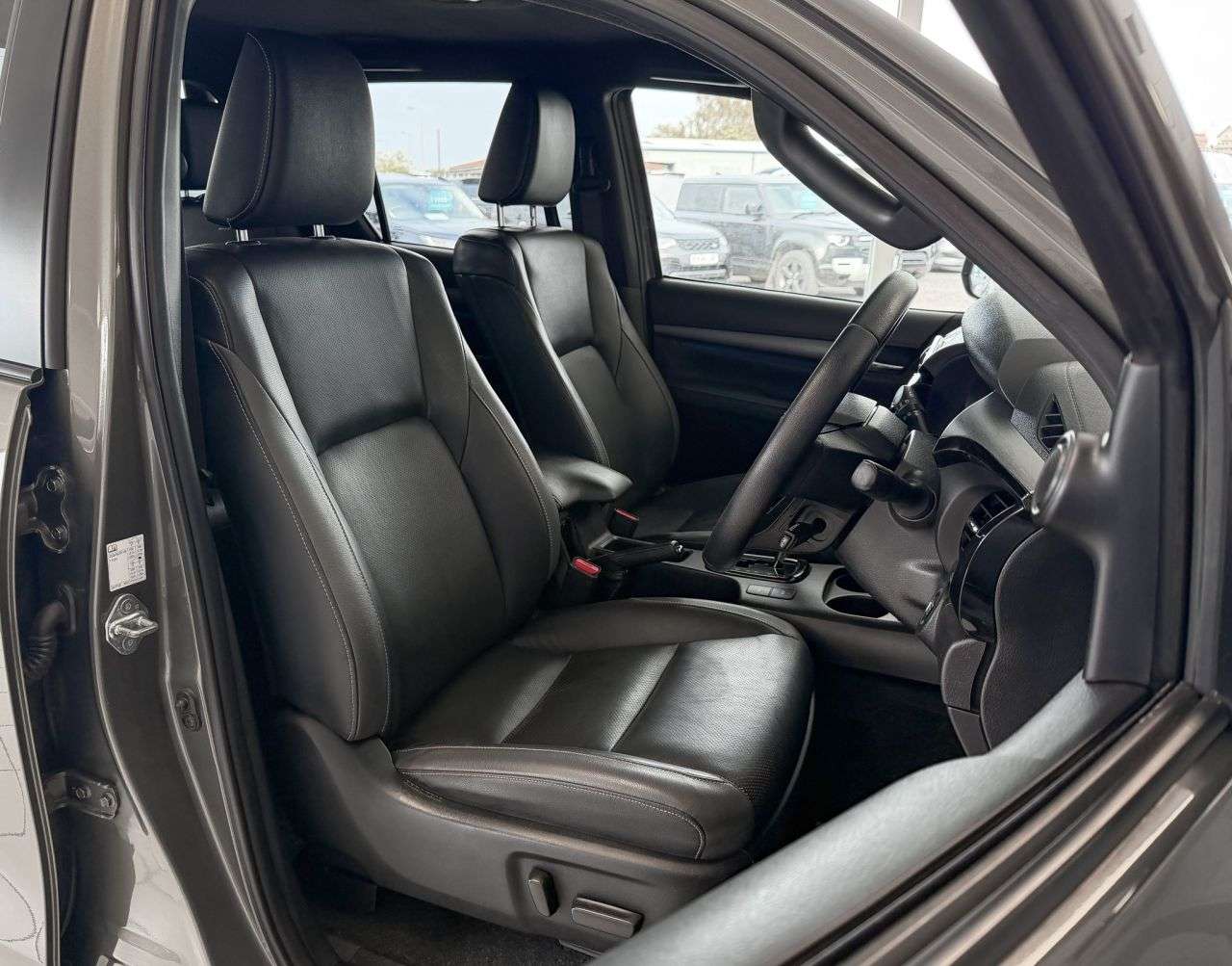 2023 TOYOTA HILUX 2023 TOYOTA HILUX