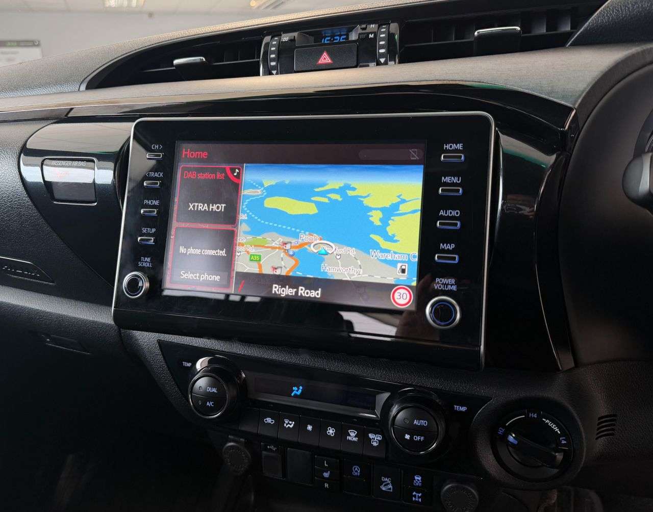 2023 TOYOTA HILUX 2023 TOYOTA HILUX