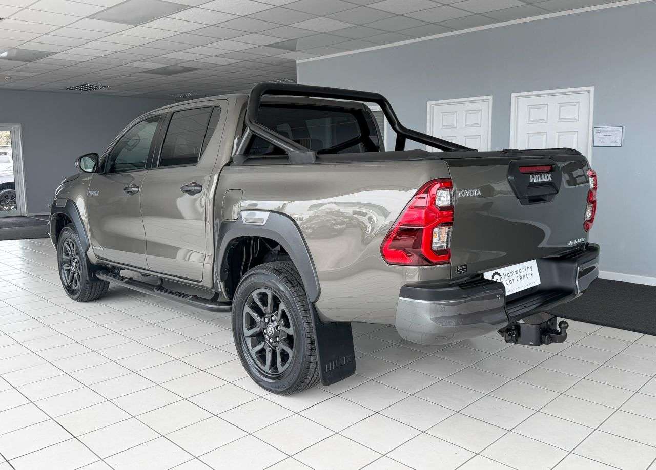 2023 TOYOTA HILUX 2023 TOYOTA HILUX