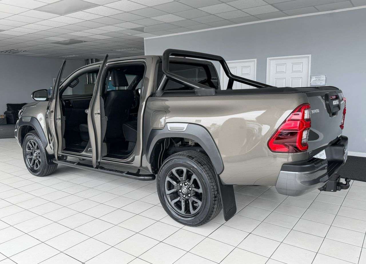 2023 TOYOTA HILUX 2023 TOYOTA HILUX