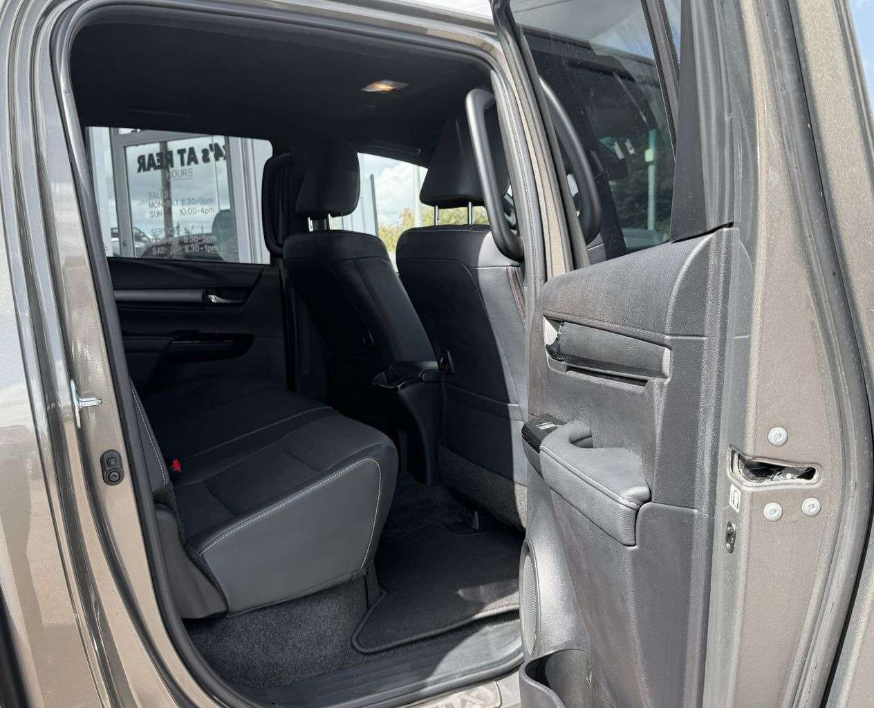 2023 TOYOTA HILUX 2023 TOYOTA HILUX