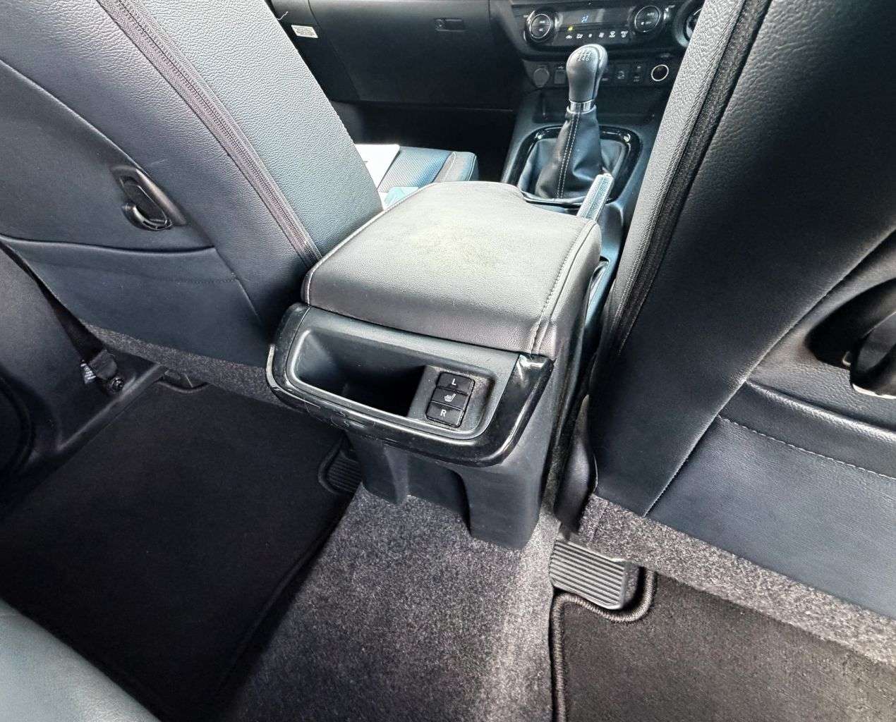 2023 TOYOTA HILUX 2023 TOYOTA HILUX
