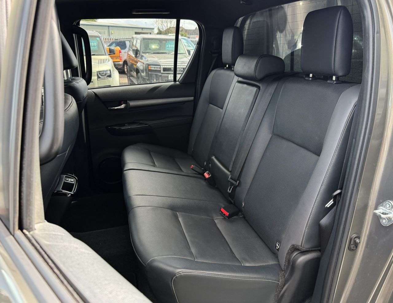 2023 TOYOTA HILUX 2023 TOYOTA HILUX