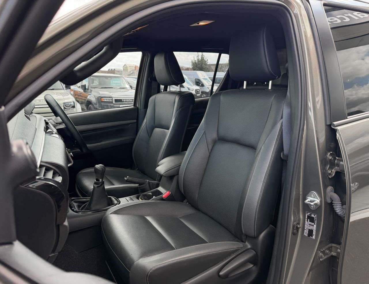 2023 TOYOTA HILUX 2023 TOYOTA HILUX