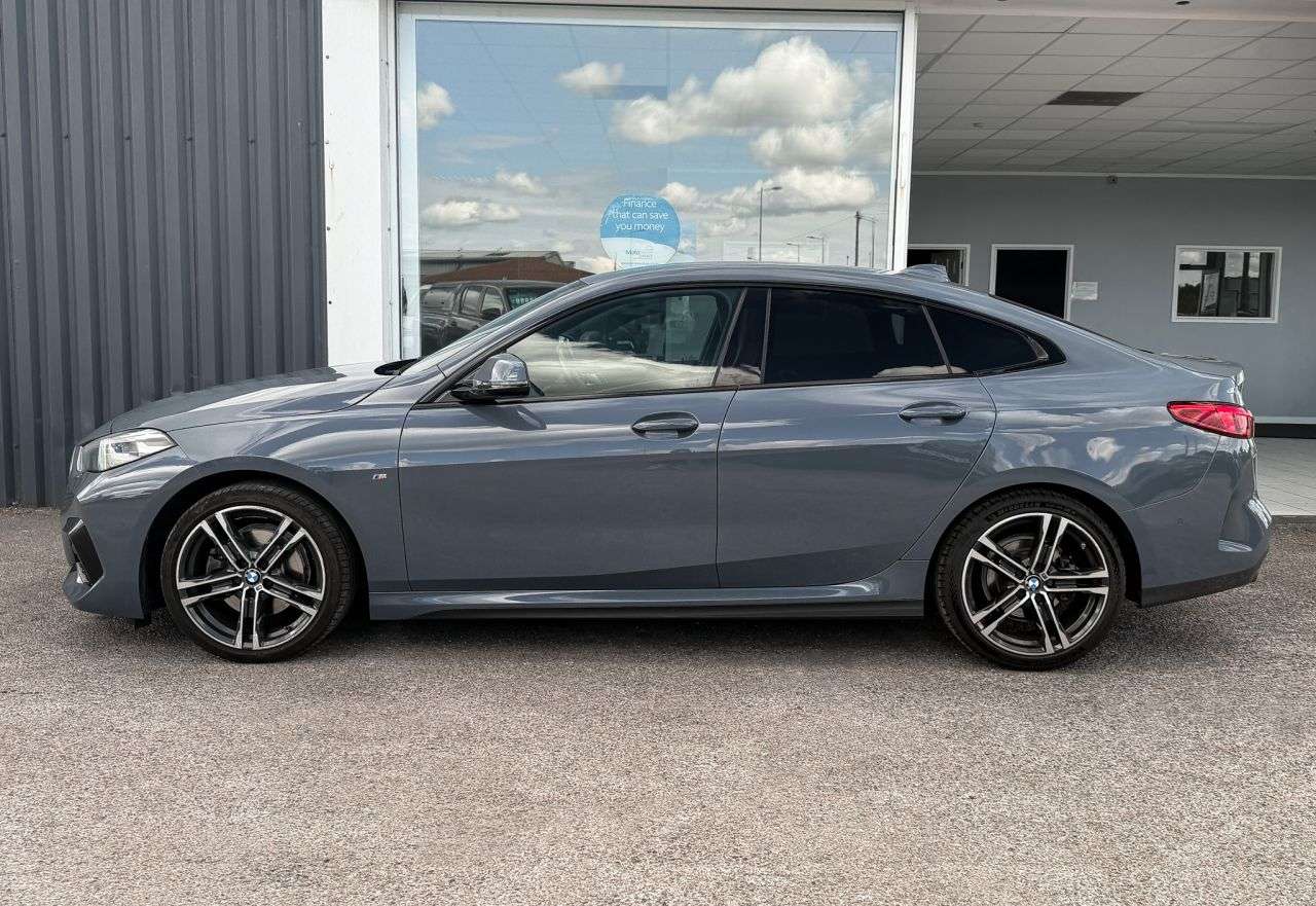 A 2020 BMW 2 SERIES GRAN COUPE 1.5 218i M Sport 4dr Petrol DCT Euro 6 (140 ps) AIR CON+APPLE CARPLAY+REAR A 2020 BMW 2 SERIES GRAN COUPE 1.5 218i M Sport 4dr Petrol DCT Euro 6 (140 ps) AIR CON+APPLE CARPLAY+REAR