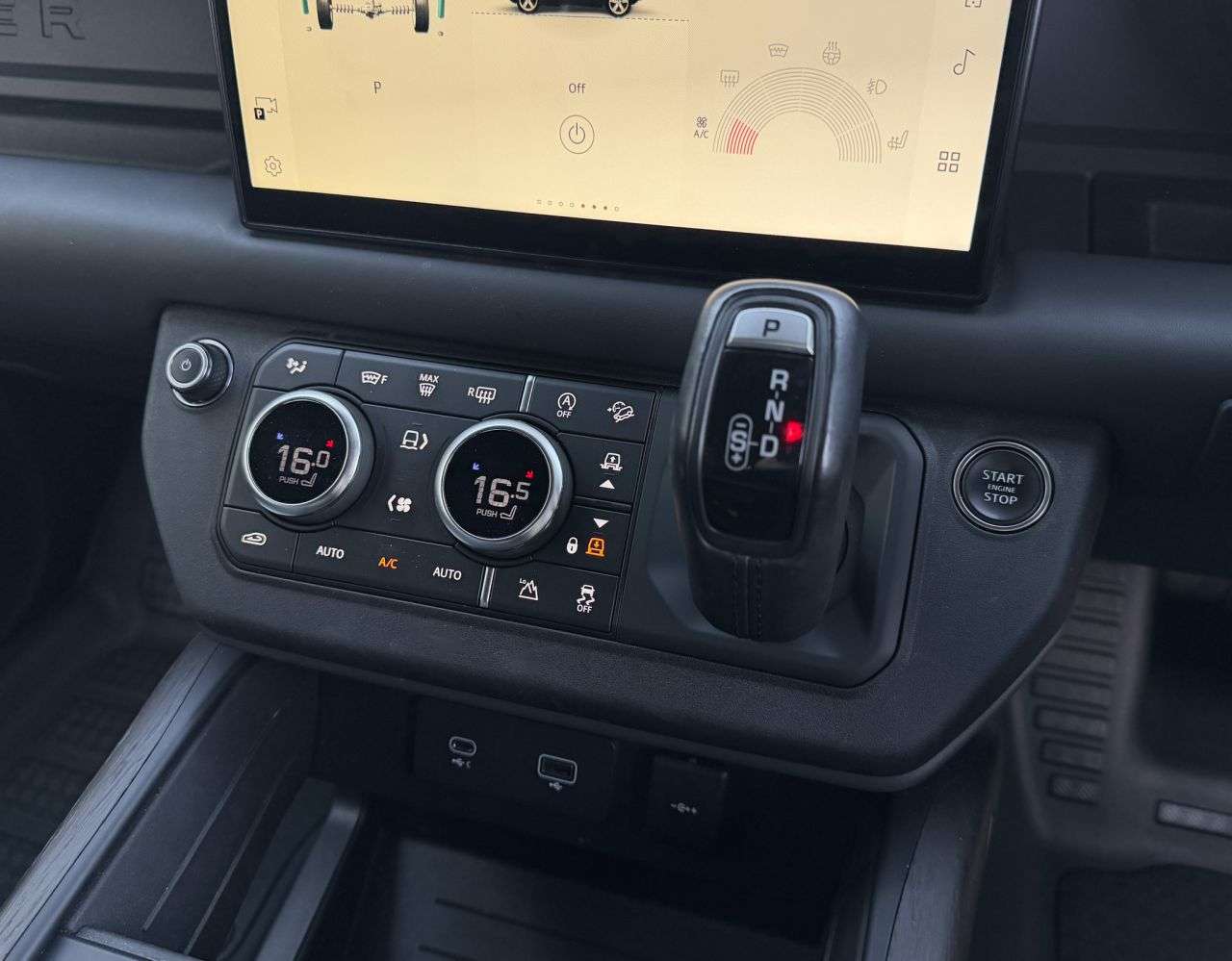 2023 LAND ROVER DEFENDER 110 2023 LAND ROVER DEFENDER 110