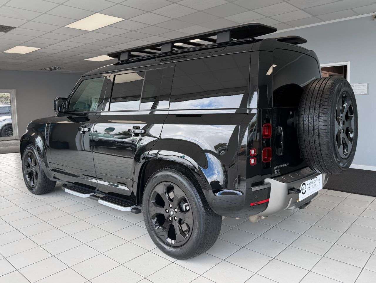A 2023 LAND ROVER DEFENDER 110 3.0 D300 MHEV X-Dynamic HSE Hard Top SUV 5dr Diesel Auto 4WD MWB Euro 6 (s/ A 2023 LAND ROVER DEFENDER 110 3.0 D300 MHEV X-Dynamic HSE Hard Top SUV 5dr Diesel Auto 4WD MWB Euro 6 (s/