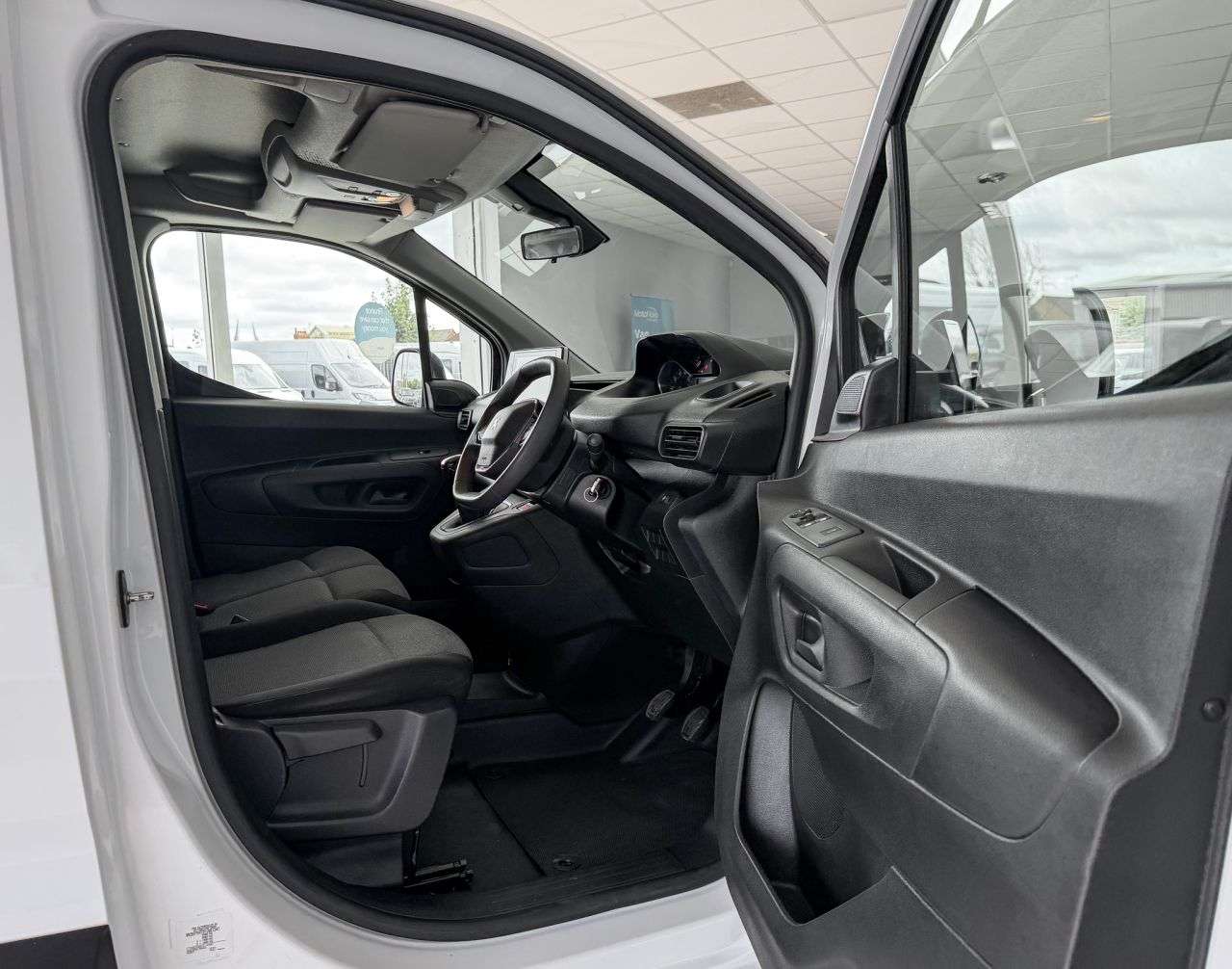 2023 PEUGEOT PARTNER 2023 PEUGEOT PARTNER