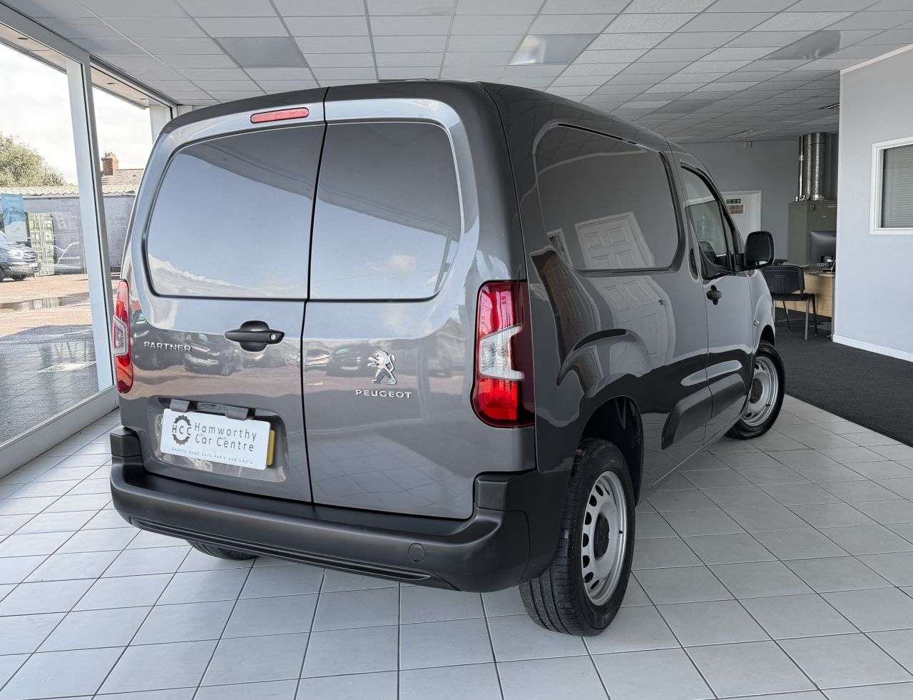 A 2023 PEUGEOT PARTNER 1.5 BlueHDi 1000 Professional Premium + Standard Euro 6 (100 bhp) PEUGEOT S A 2023 PEUGEOT PARTNER 1.5 BlueHDi 1000 Professional Premium + Standard Euro 6 (100 bhp) PEUGEOT S
