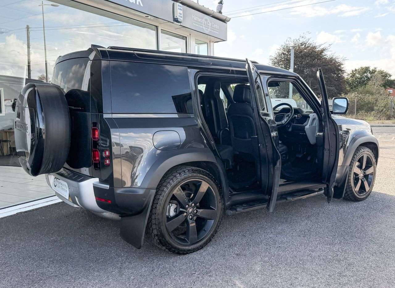 2023 LAND ROVER DEFENDER 110 2023 LAND ROVER DEFENDER 110