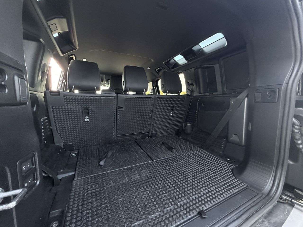 2023 LAND ROVER DEFENDER 110 2023 LAND ROVER DEFENDER 110