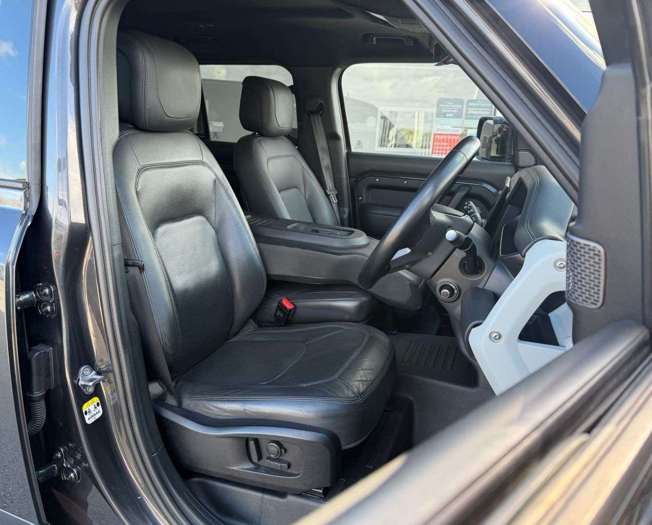 2023 LAND ROVER DEFENDER 110 2023 LAND ROVER DEFENDER 110
