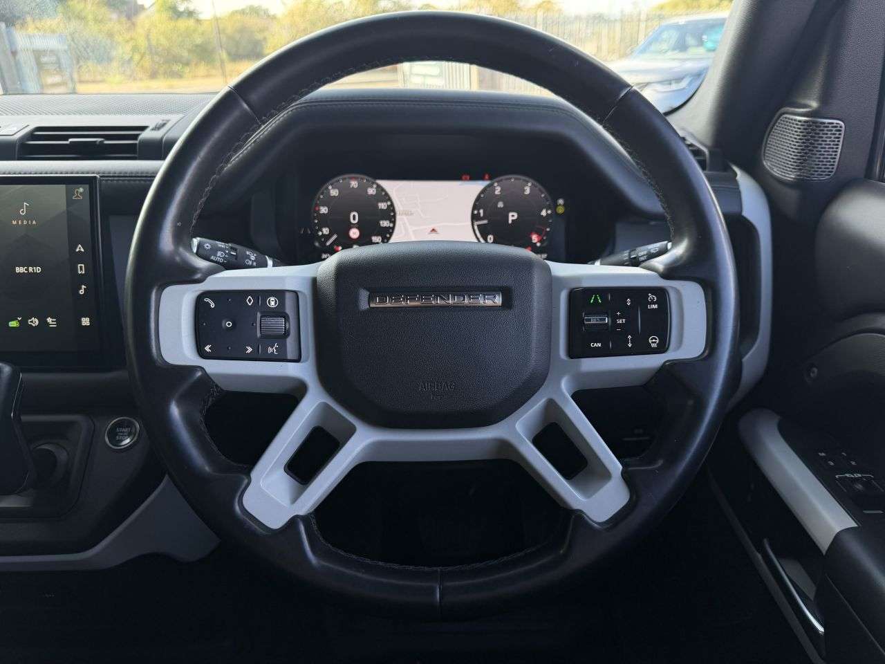 2023 LAND ROVER DEFENDER 110 2023 LAND ROVER DEFENDER 110