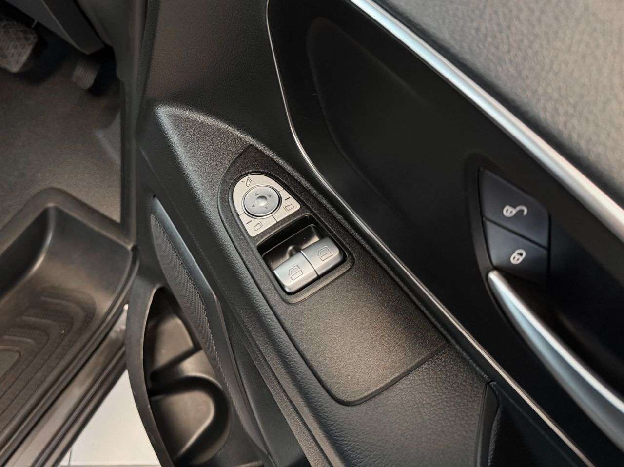 2025 MERCEDES-BENZ VITO 2025 MERCEDES-BENZ VITO