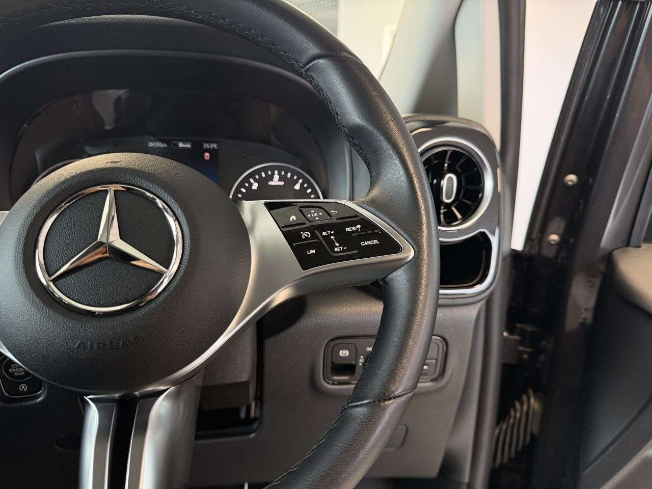 2025 MERCEDES-BENZ VITO 2025 MERCEDES-BENZ VITO