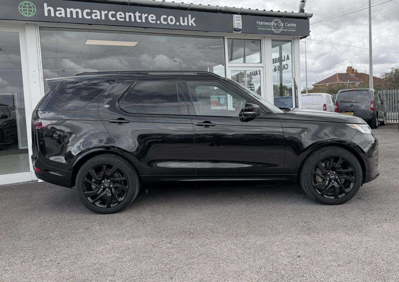 A 2024 LAND ROVER DISCOVERY 3.0 D300 MHEV Dynamic HSE SUV 5dr Diesel Auto 4WD Euro 6 (s/s) (300 ps) 360 A 2024 LAND ROVER DISCOVERY 3.0 D300 MHEV Dynamic HSE SUV 5dr Diesel Auto 4WD Euro 6 (s/s) (300 ps) 360