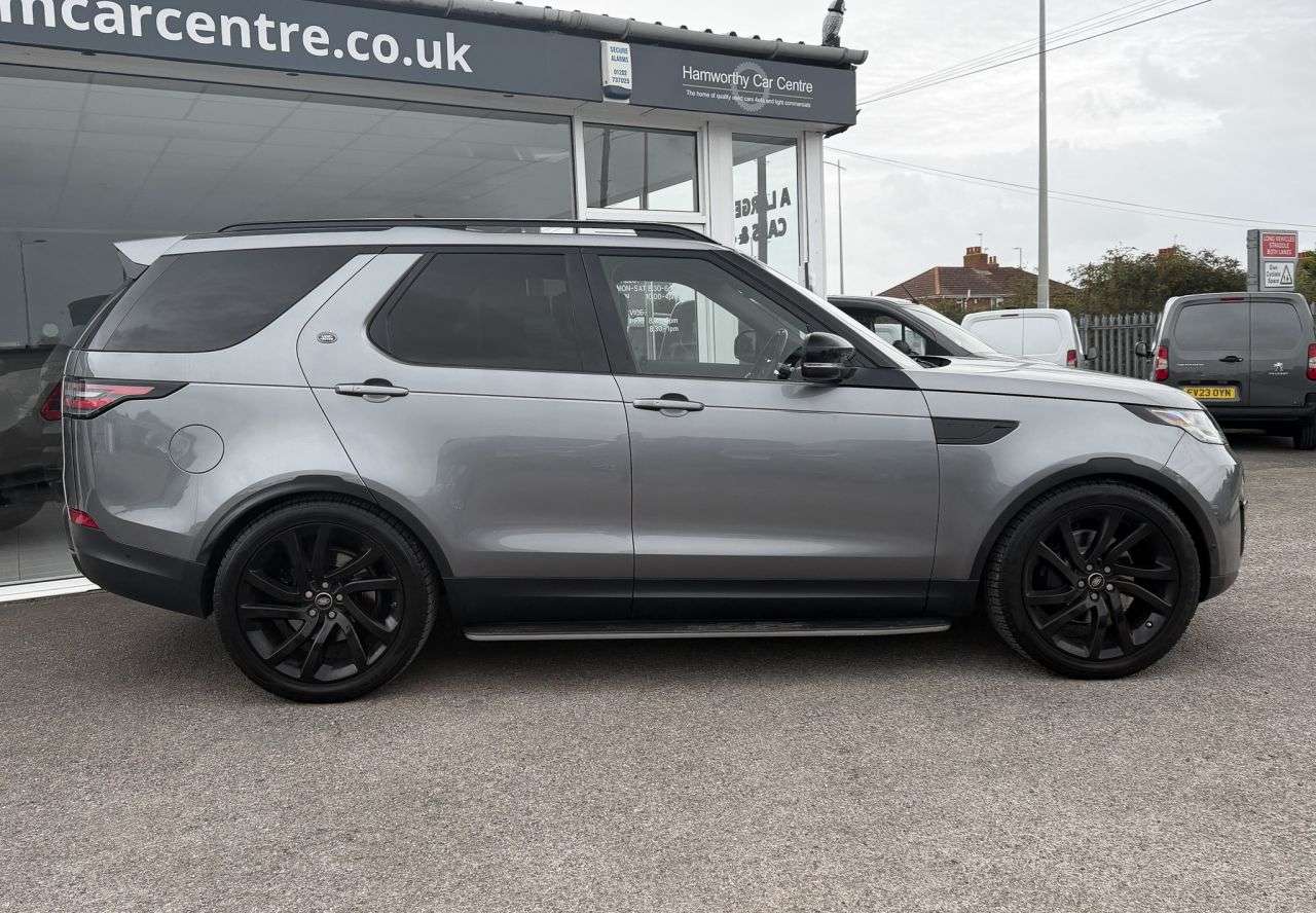 A 2020 LAND ROVER DISCOVERY 3.0 SD V6 HSE SUV 5 SEATS 5dr Diesel (306 ps) FULL HIST- ELEC TOW BAR+ELEC A 2020 LAND ROVER DISCOVERY 3.0 SD V6 HSE SUV 5 SEATS 5dr Diesel (306 ps) FULL HIST- ELEC TOW BAR+ELEC