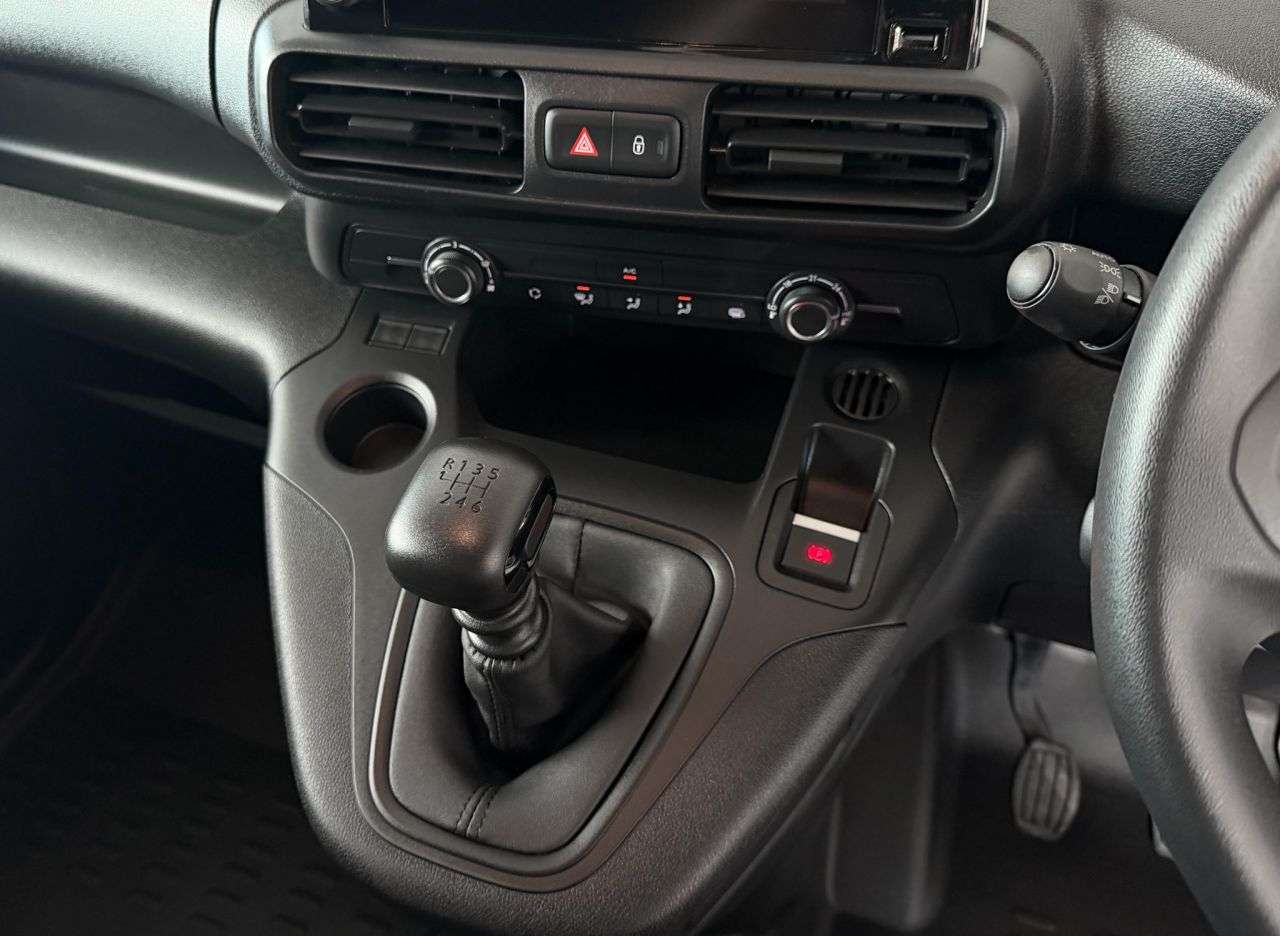 2023 PEUGEOT PARTNER 2023 PEUGEOT PARTNER