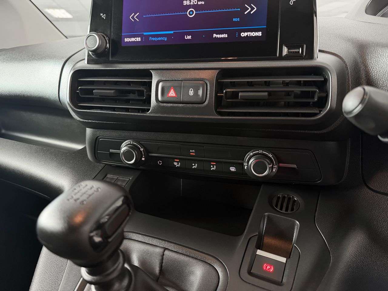2023 PEUGEOT PARTNER 2023 PEUGEOT PARTNER