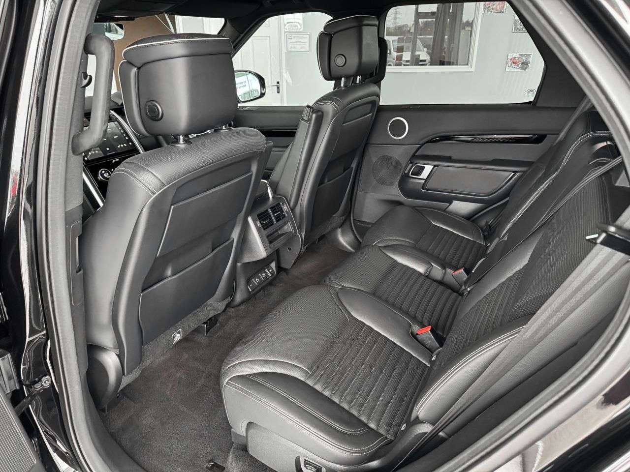 2026 LAND ROVER DISCOVERY 2026 LAND ROVER DISCOVERY