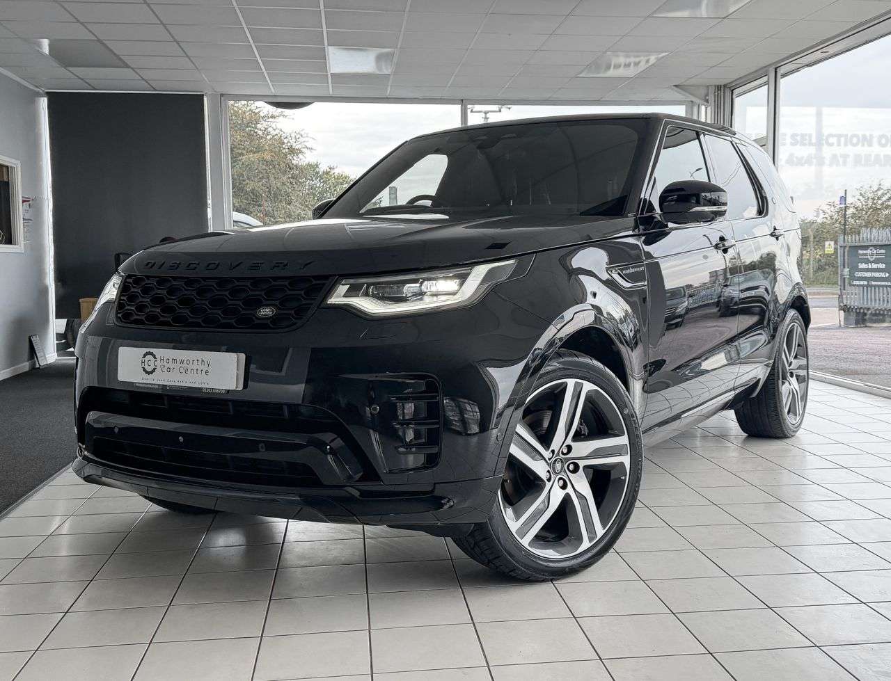A 2023 LAND ROVER DISCOVERY 3.0 D300 Dynamic HSE 5 SEAT OPTION SUV (300 ps) DEPLOYABLE TOW BAR+ADAPTIVE A 2023 LAND ROVER DISCOVERY 3.0 D300 Dynamic HSE 5 SEAT OPTION SUV (300 ps) DEPLOYABLE TOW BAR+ADAPTIVE