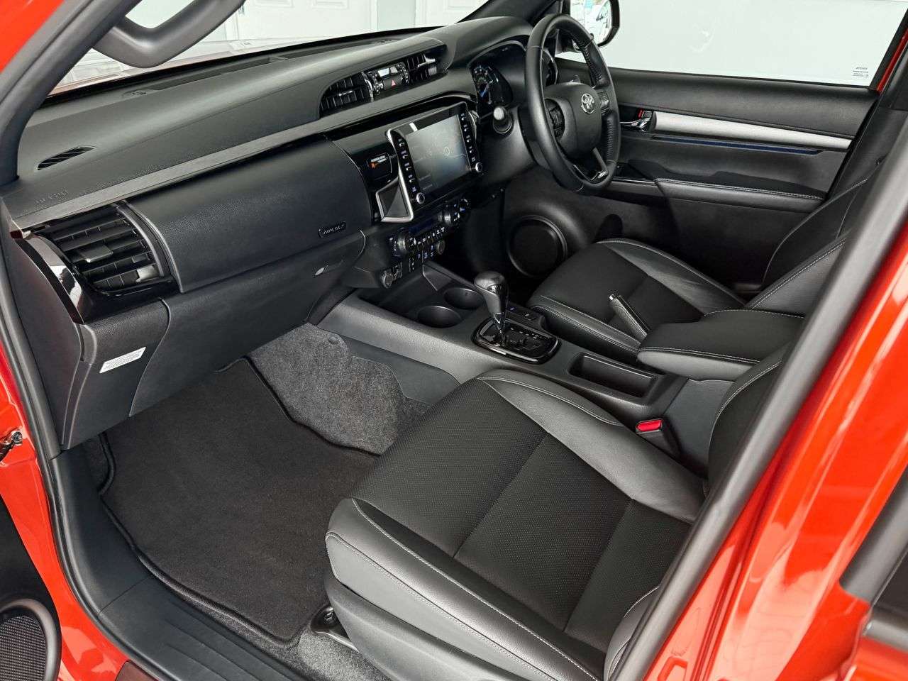 2023 TOYOTA HILUX 2023 TOYOTA HILUX