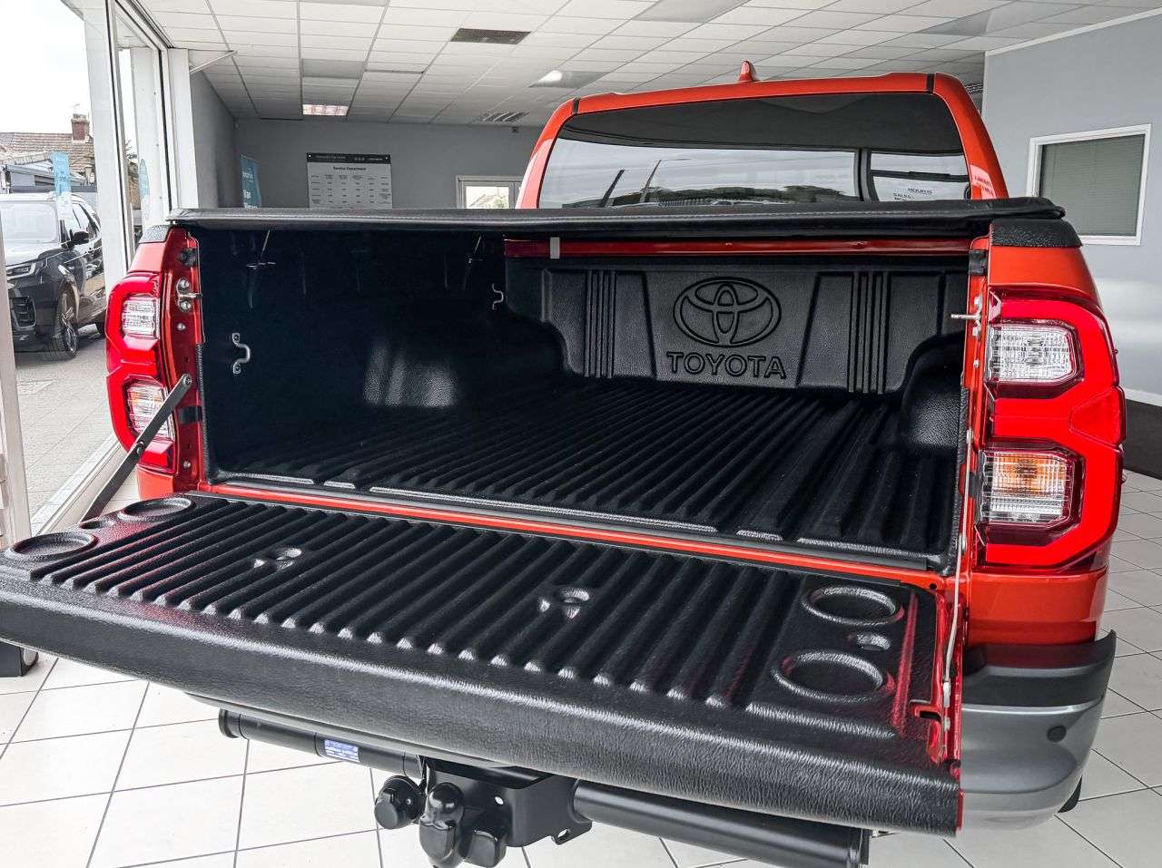 2023 TOYOTA HILUX 2023 TOYOTA HILUX