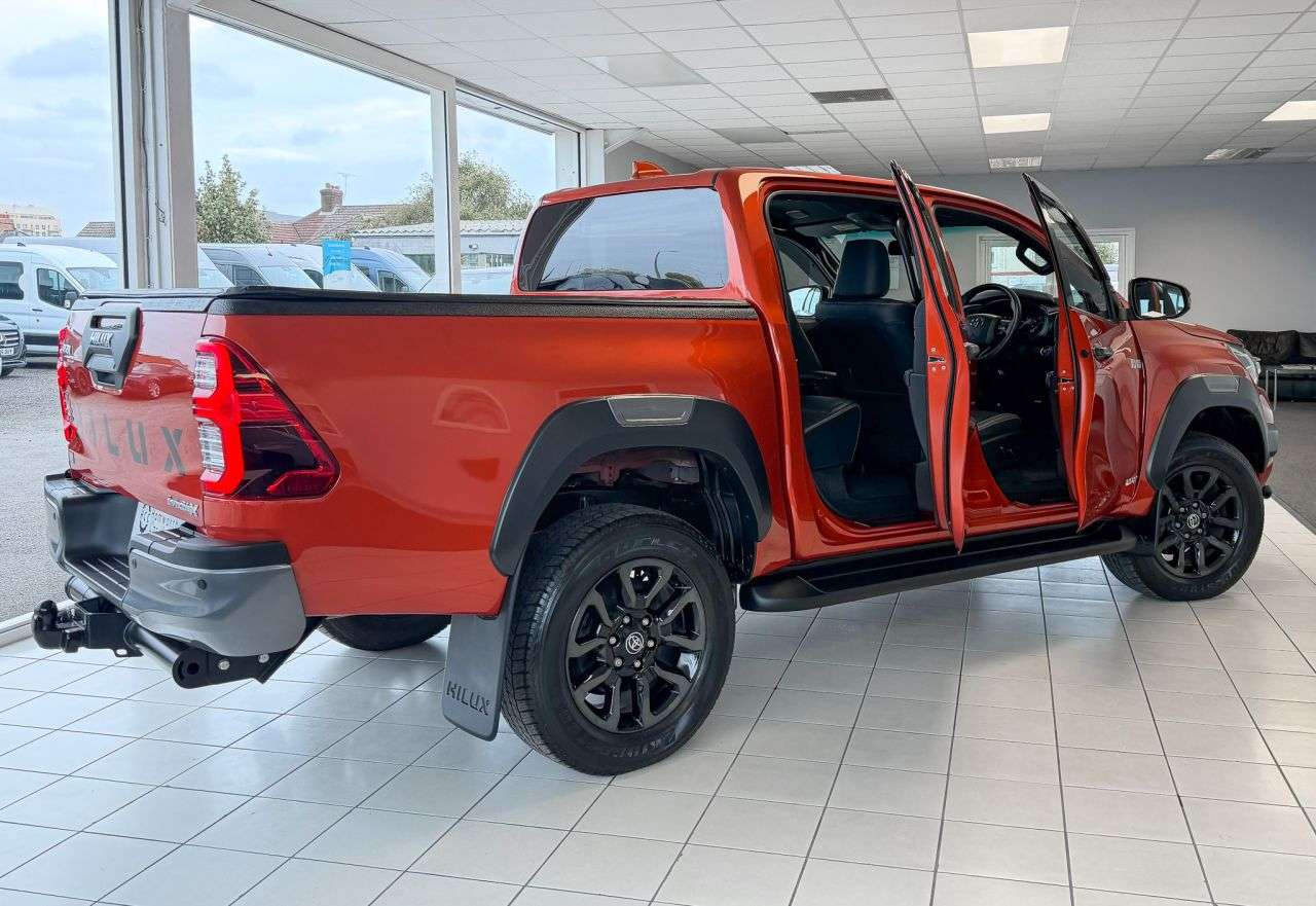 2023 TOYOTA HILUX 2023 TOYOTA HILUX