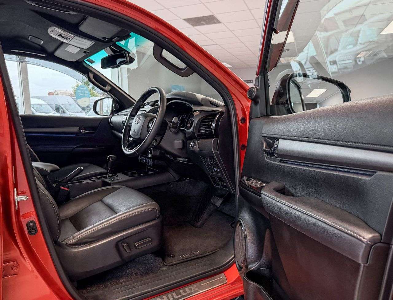2023 TOYOTA HILUX 2023 TOYOTA HILUX