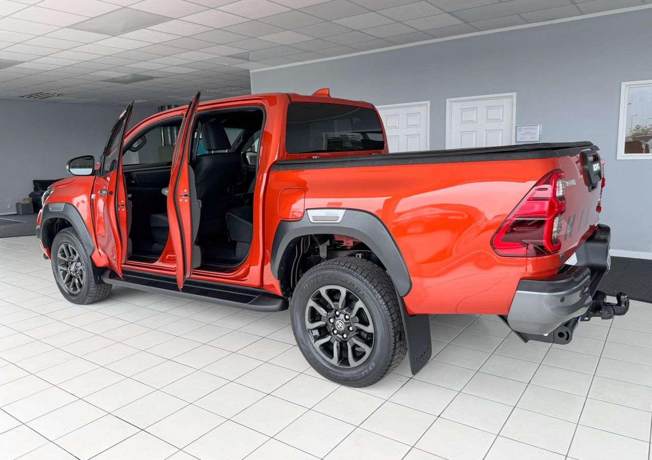 2023 TOYOTA HILUX 2023 TOYOTA HILUX