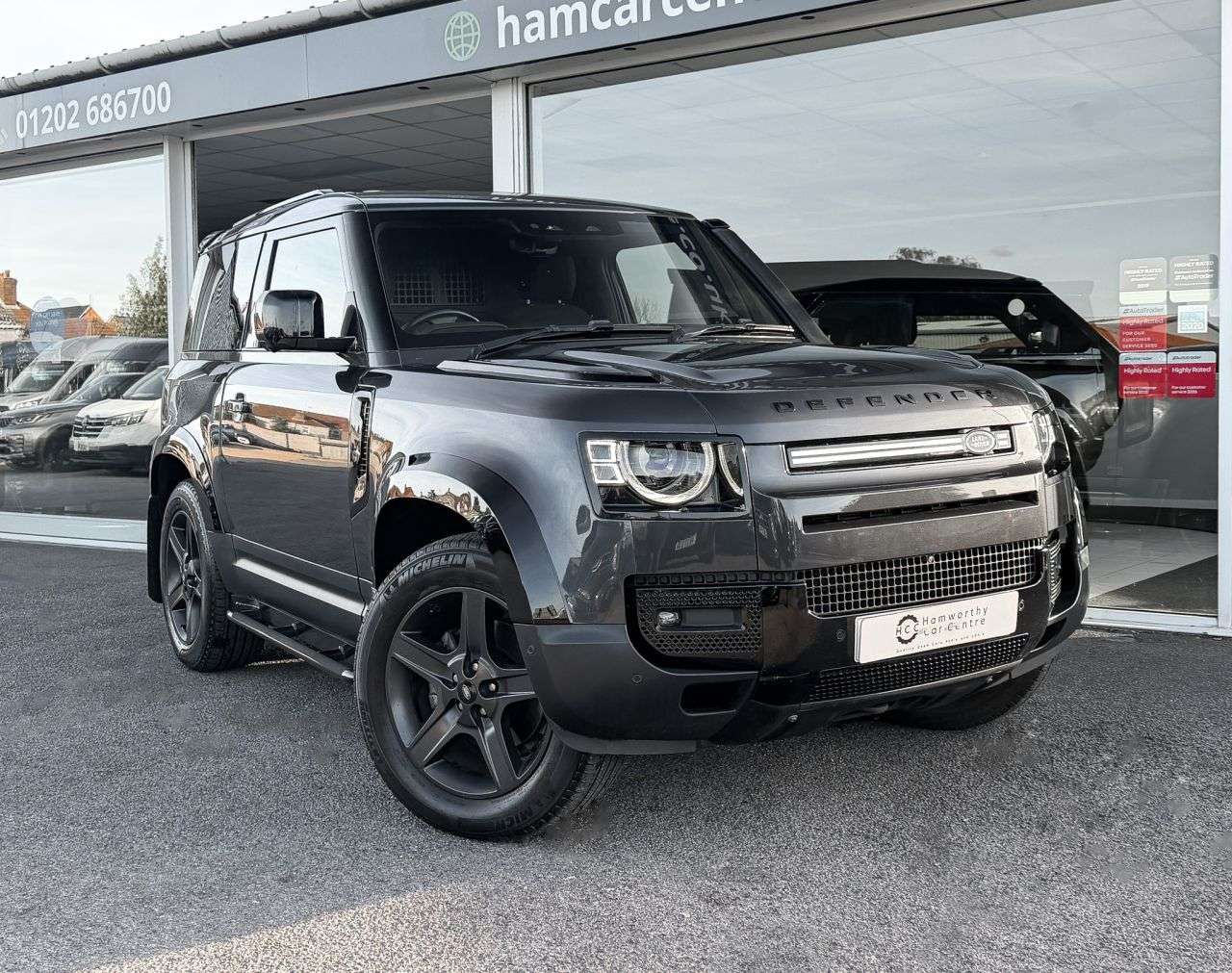 A 2023 LAND ROVER DEFENDER 90 3.0 D250 MHEV Hard Top Diesel Auto 4WD SWB (250 ps) 1 OWNER FULL SERVICE HI A 2023 LAND ROVER DEFENDER 90 3.0 D250 MHEV Hard Top Diesel Auto 4WD SWB (250 ps) 1 OWNER FULL SERVICE HI