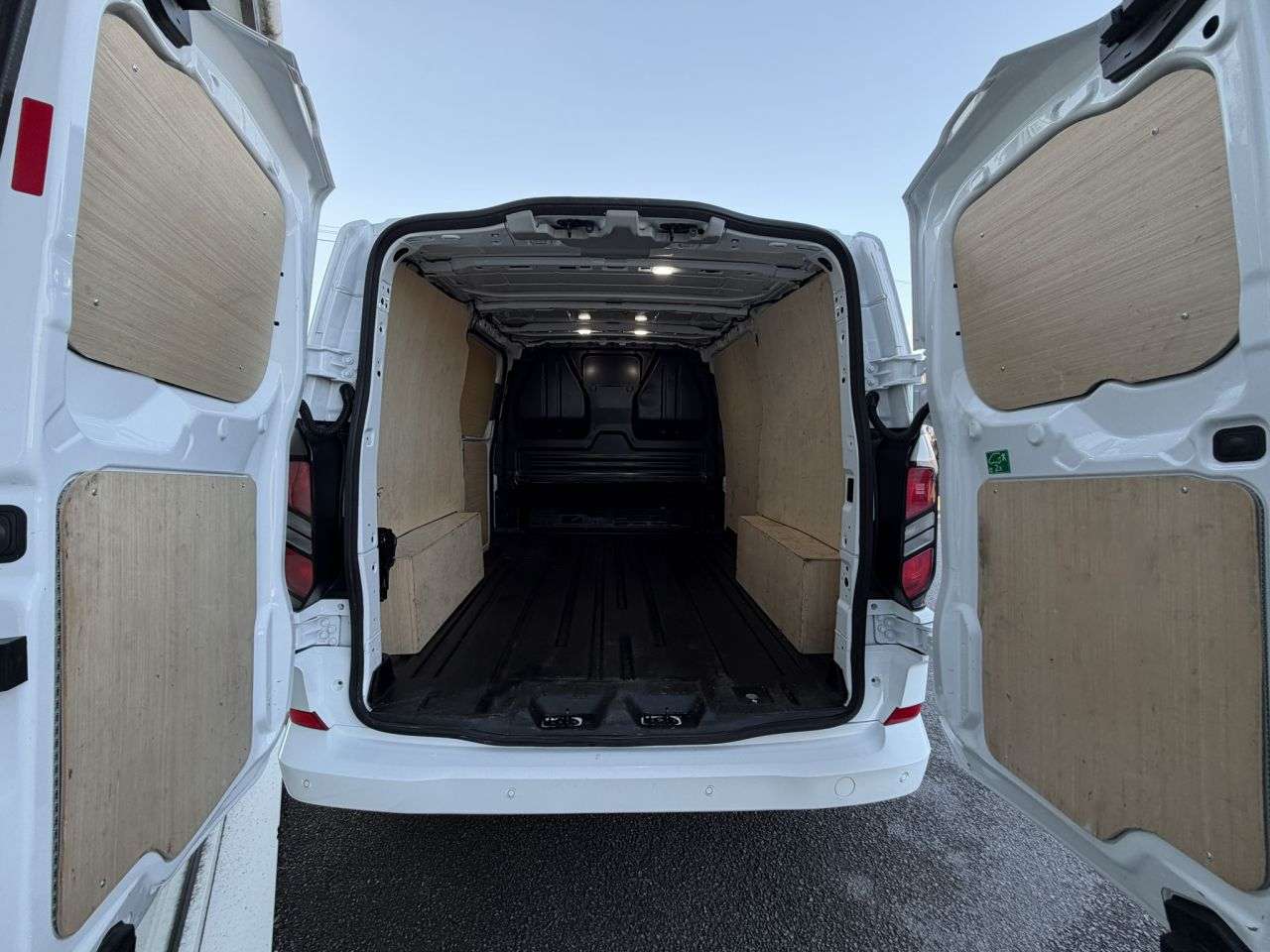 2025 FORD TRANSIT CUSTOM 2025 FORD TRANSIT CUSTOM