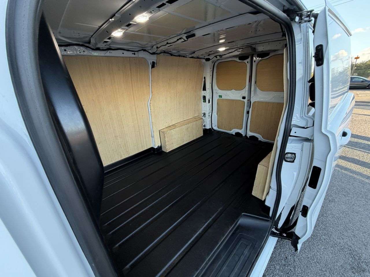 2025 FORD TRANSIT CUSTOM 2025 FORD TRANSIT CUSTOM