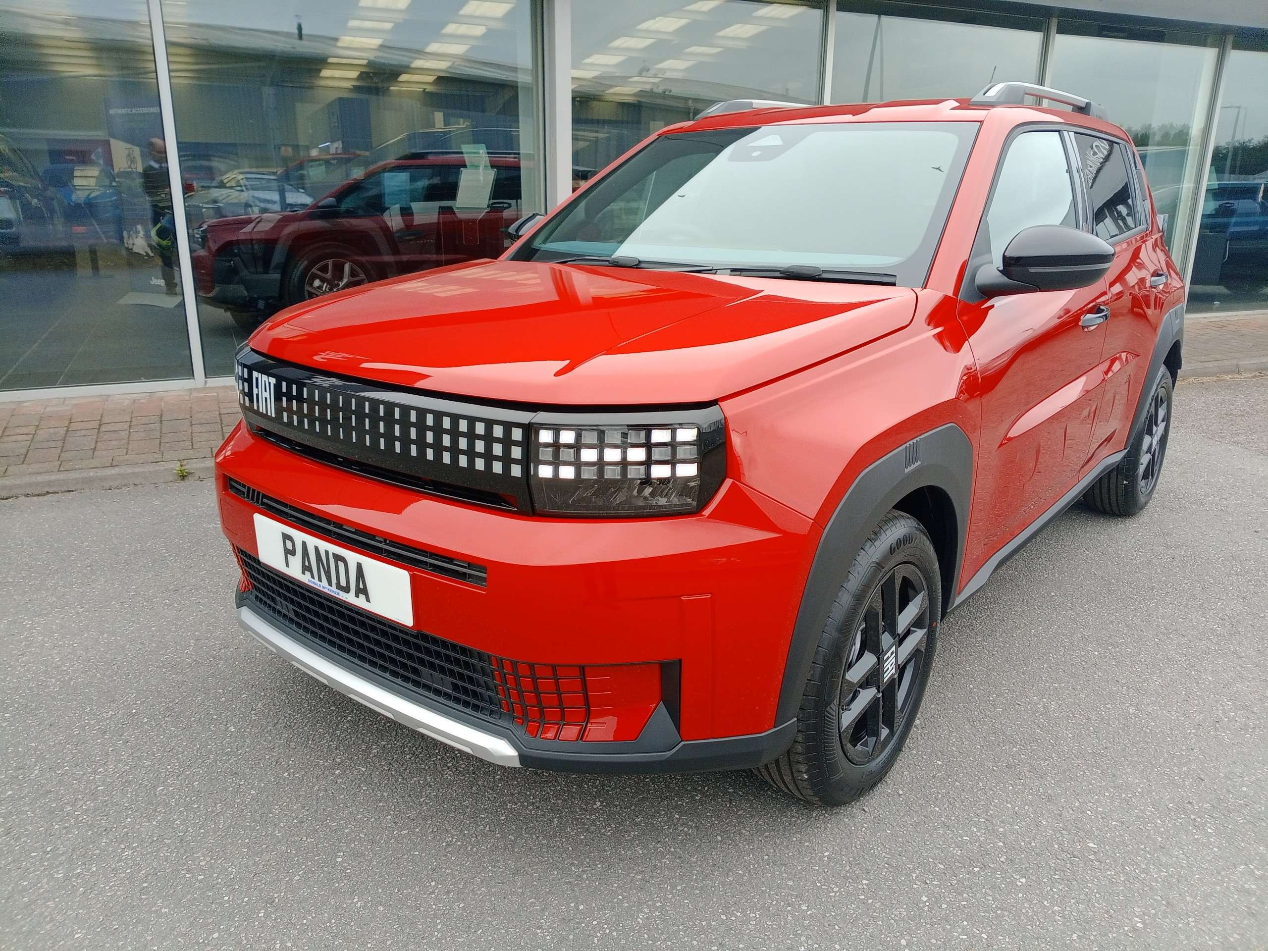A 2026 FIAT GRAND PANDA Icon Hybrid 100 hp Automatic 5 Dr A 2026 FIAT GRAND PANDA Icon Hybrid 100 hp Automatic 5 Dr