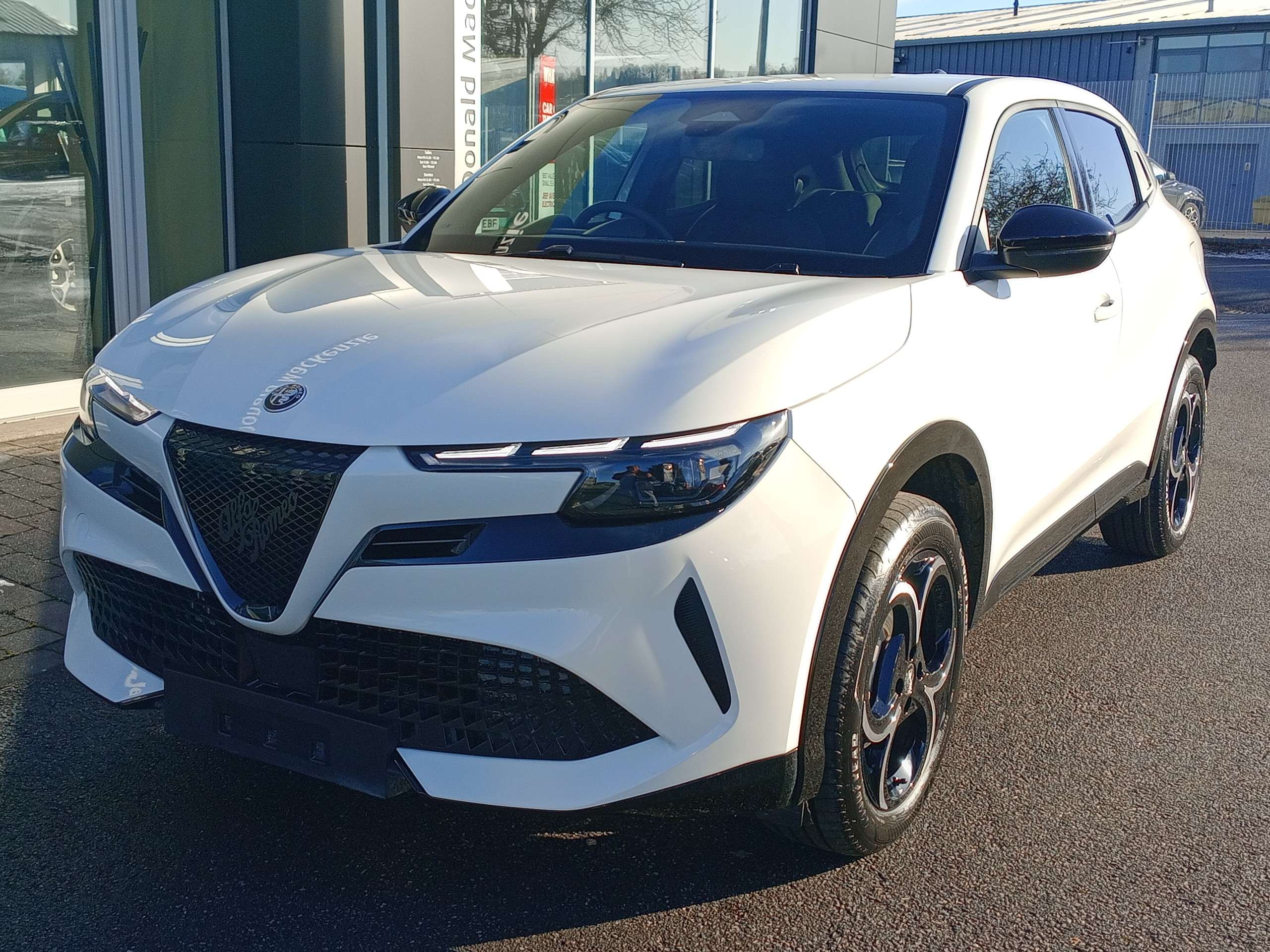 A 2026 ALFA ROMEO JUNIOR IBRIDA Ti A 2026 ALFA ROMEO JUNIOR IBRIDA Ti