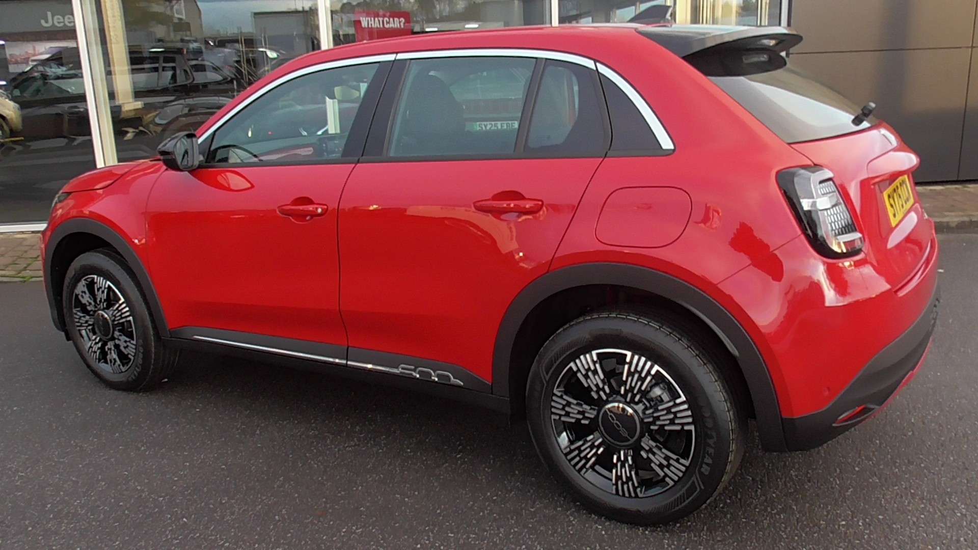 A 2025 FIAT 600 1.2 Mild Hybrid 5dr 100 Petrol Automatic A 2025 FIAT 600 1.2 Mild Hybrid 5dr 100 Petrol Automatic