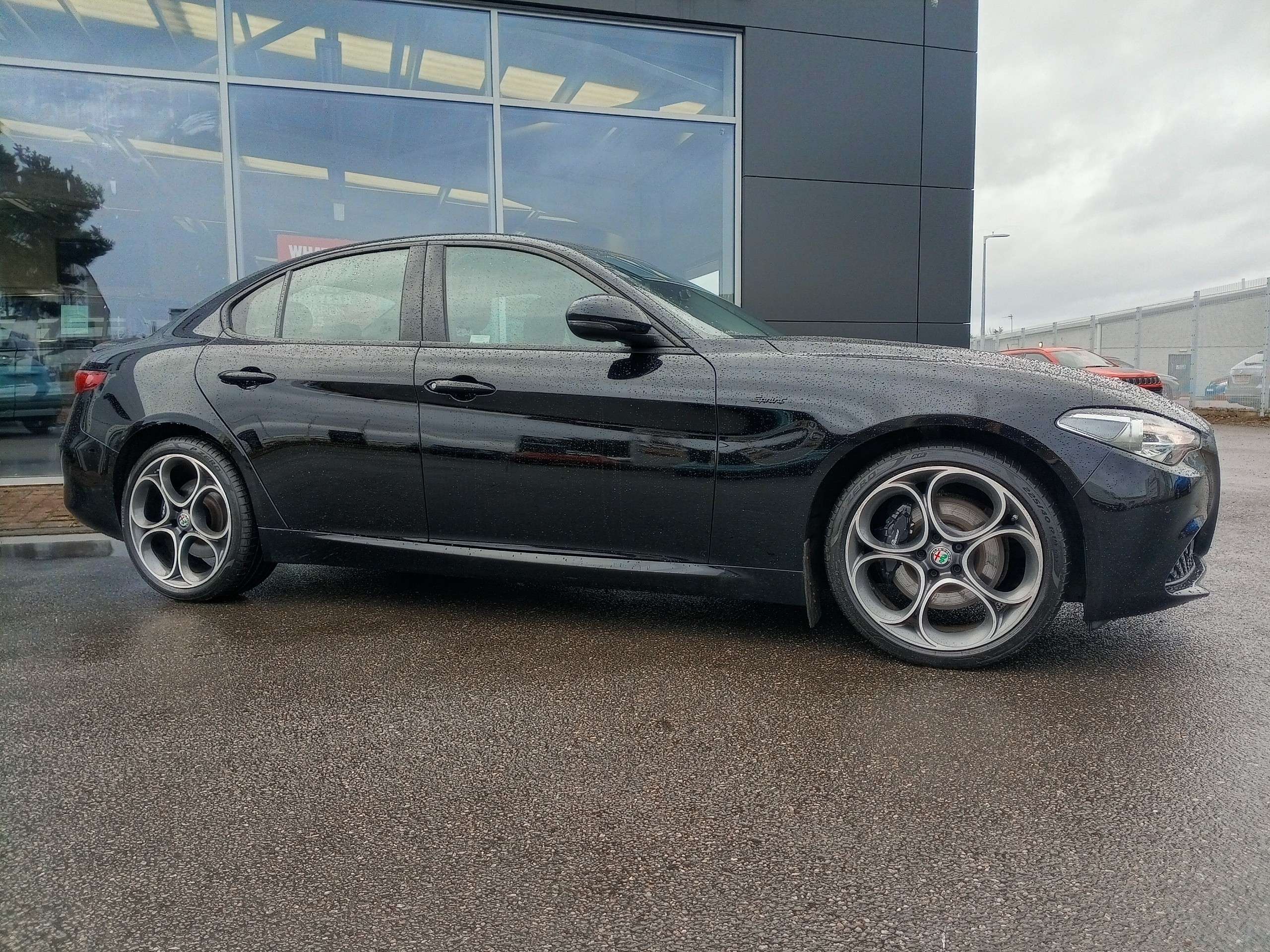 A 2021 ALFA ROMEO GIULIA 2.0T Sprint Saloon 4dr Auto A 2021 ALFA ROMEO GIULIA 2.0T Sprint Saloon 4dr Auto